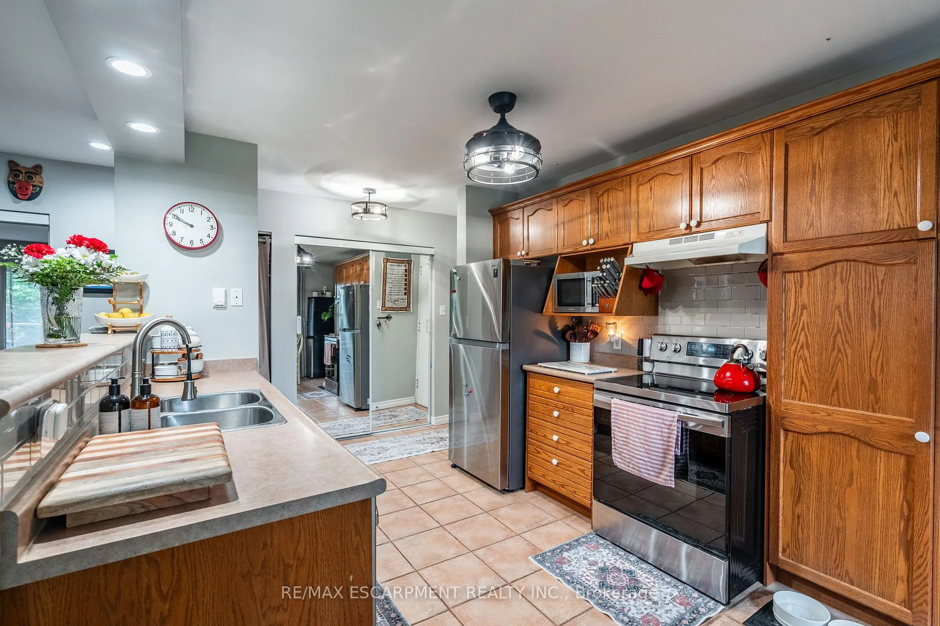Photo 9 of Unit 11, 608 Grey Street, Brant, Brantford Twp — HOMEH