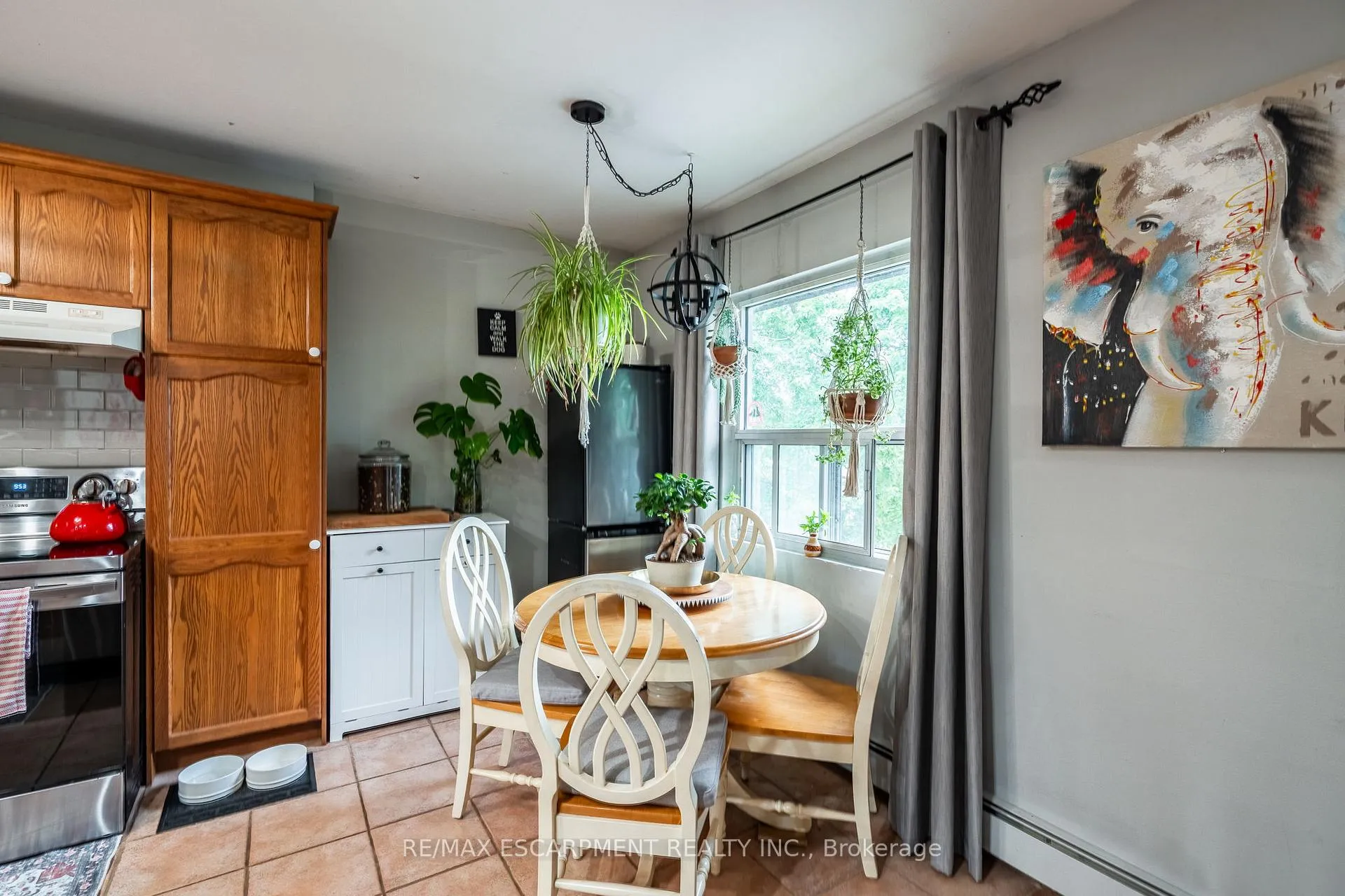 Photo 11 of Unit 11, 608 Grey Street, Brant, Brantford Twp — HOMEH