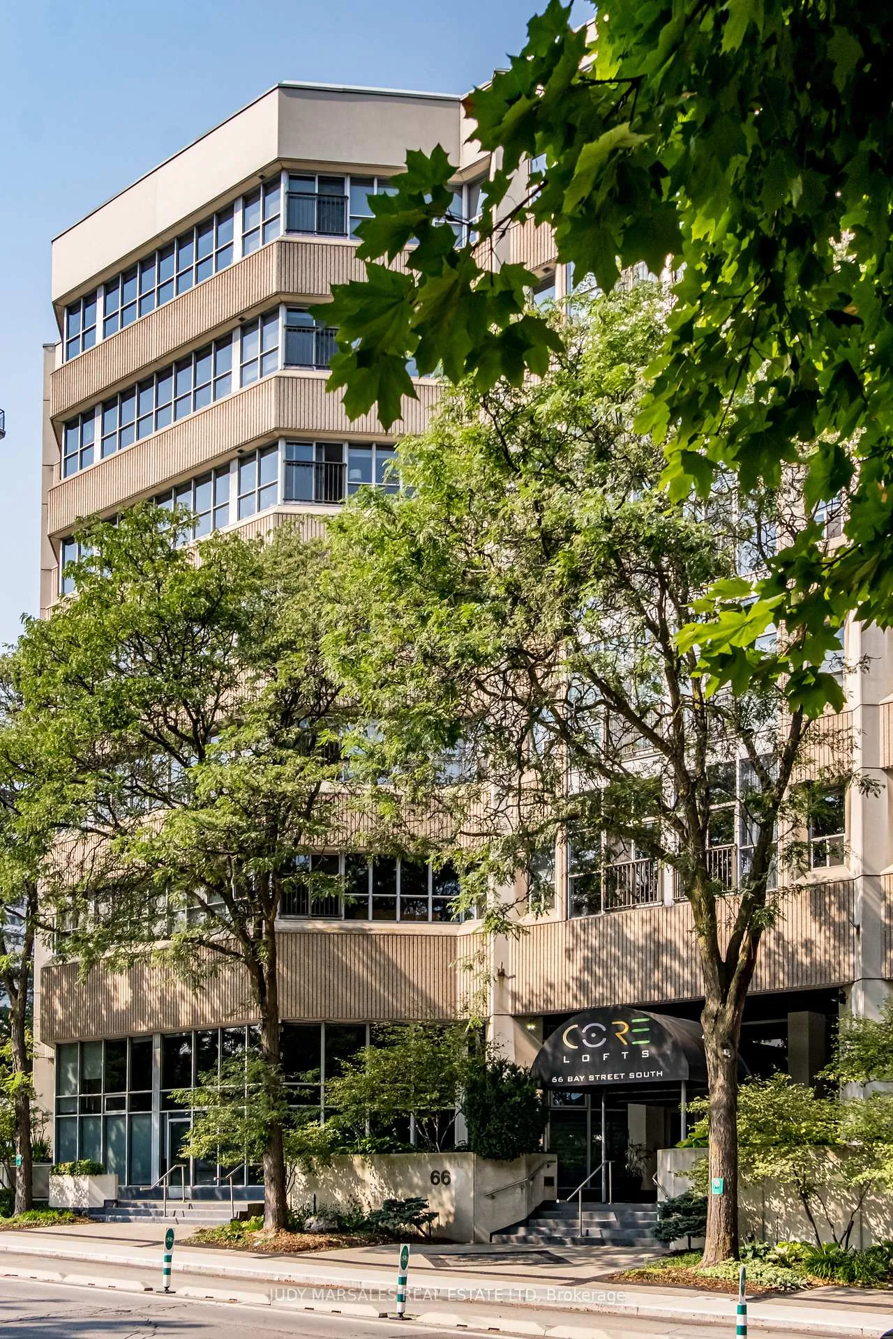 Photo 2 of Unit 612, 66 Bay Street S, Hamilton, Durand — HOMEH