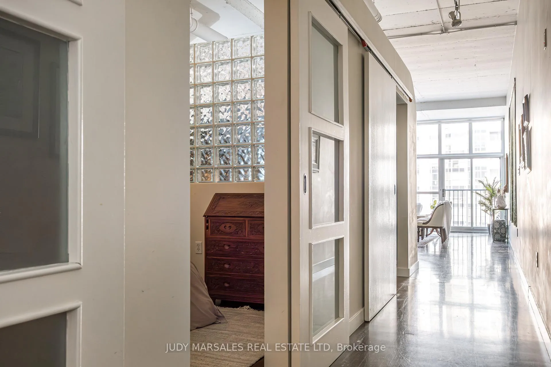 Photo 7 of Unit 612, 66 Bay Street S, Hamilton, Durand — HOMEH