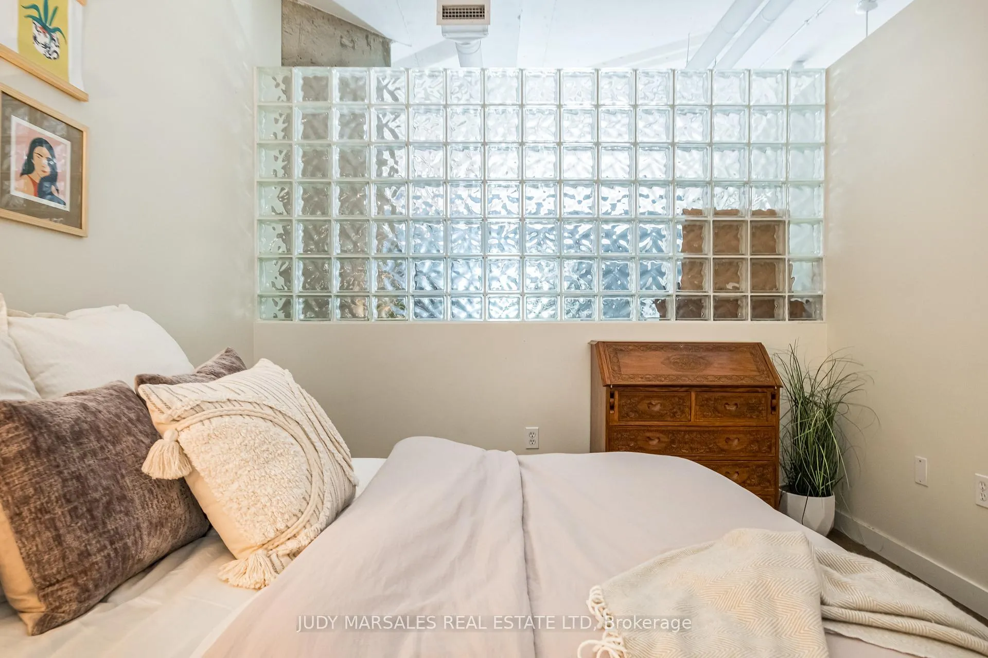 Photo 13 of Unit 612, 66 Bay Street S, Hamilton, Durand — HOMEH