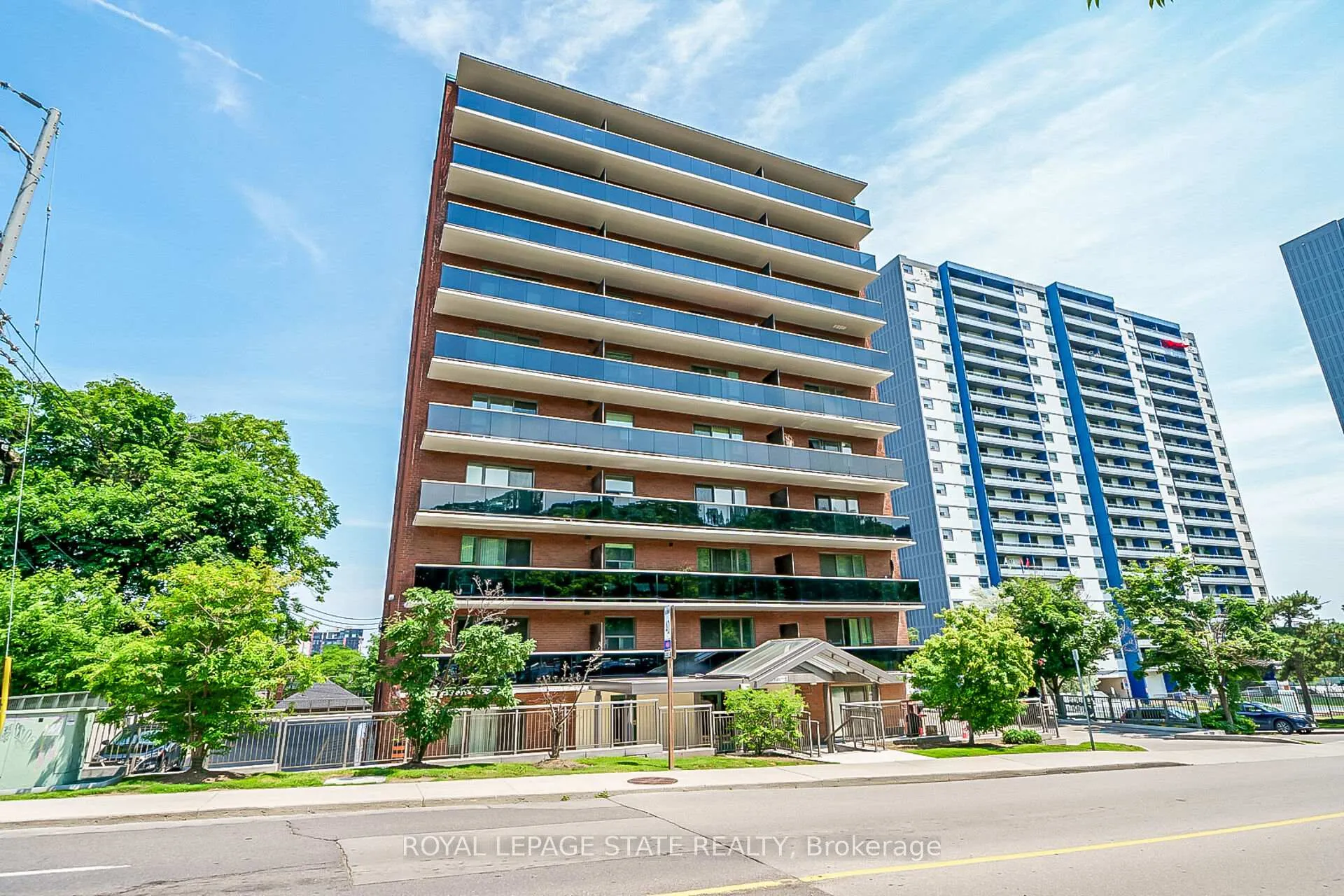 Photo 2 of Unit 702, 81 Charlton Avenue E, Hamilton, Corktown — HOMEH