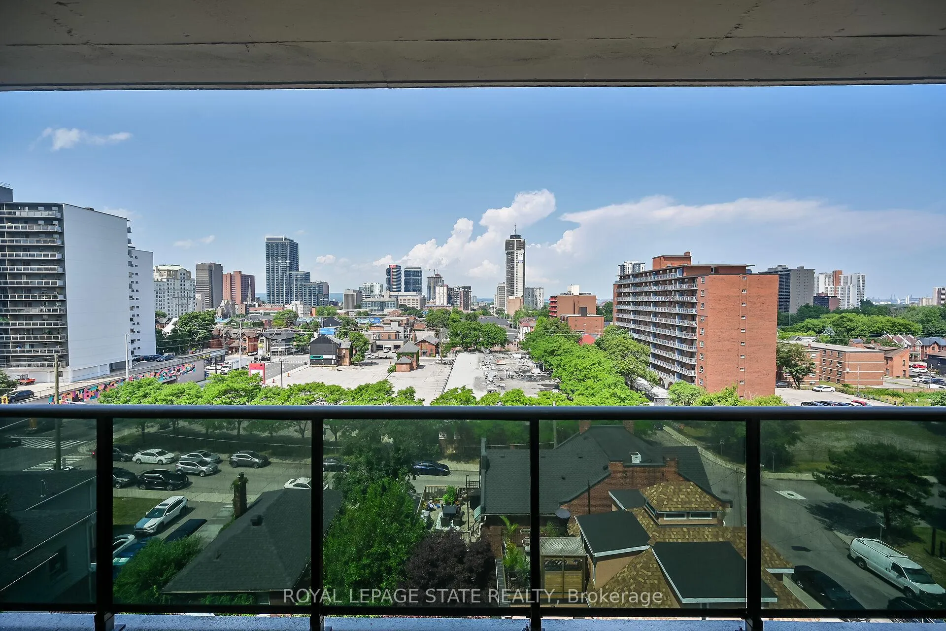 Photo 25 of Unit 702, 81 Charlton Avenue E, Hamilton, Corktown — HOMEH