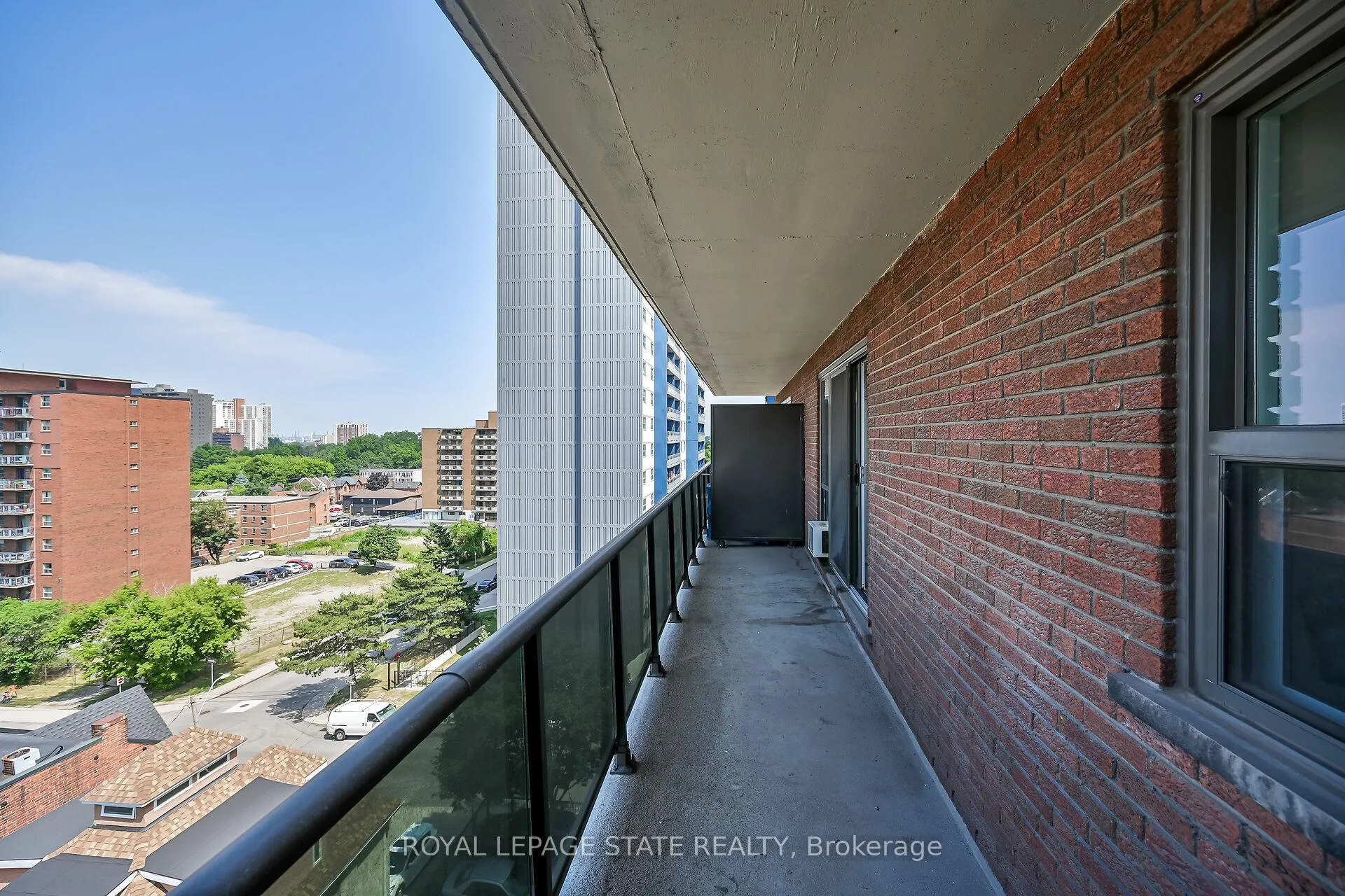 Photo 26 of Unit 702, 81 Charlton Avenue E, Hamilton, Corktown — HOMEH