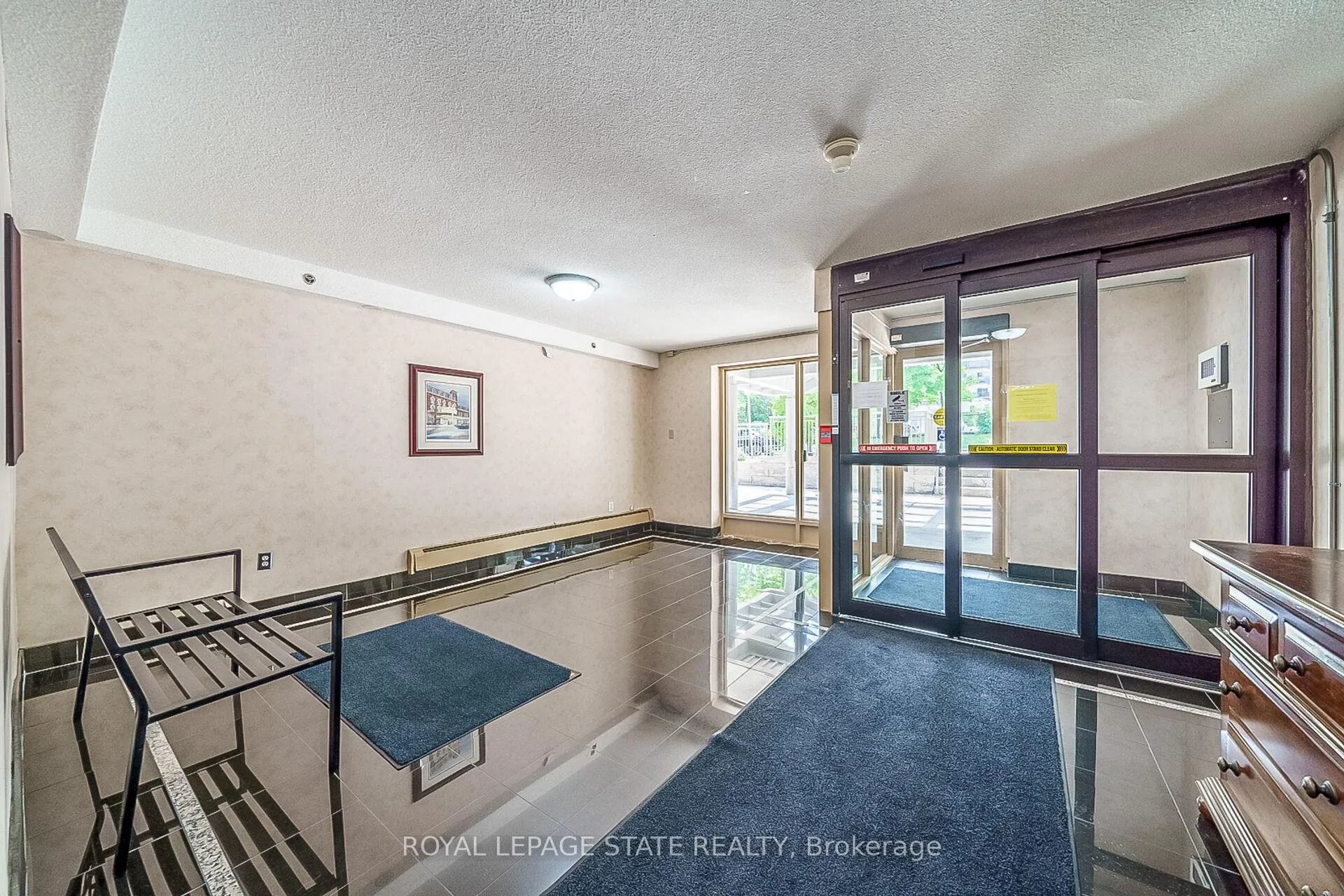 Photo 32 of Unit 702, 81 Charlton Avenue E, Hamilton, Corktown — HOMEH