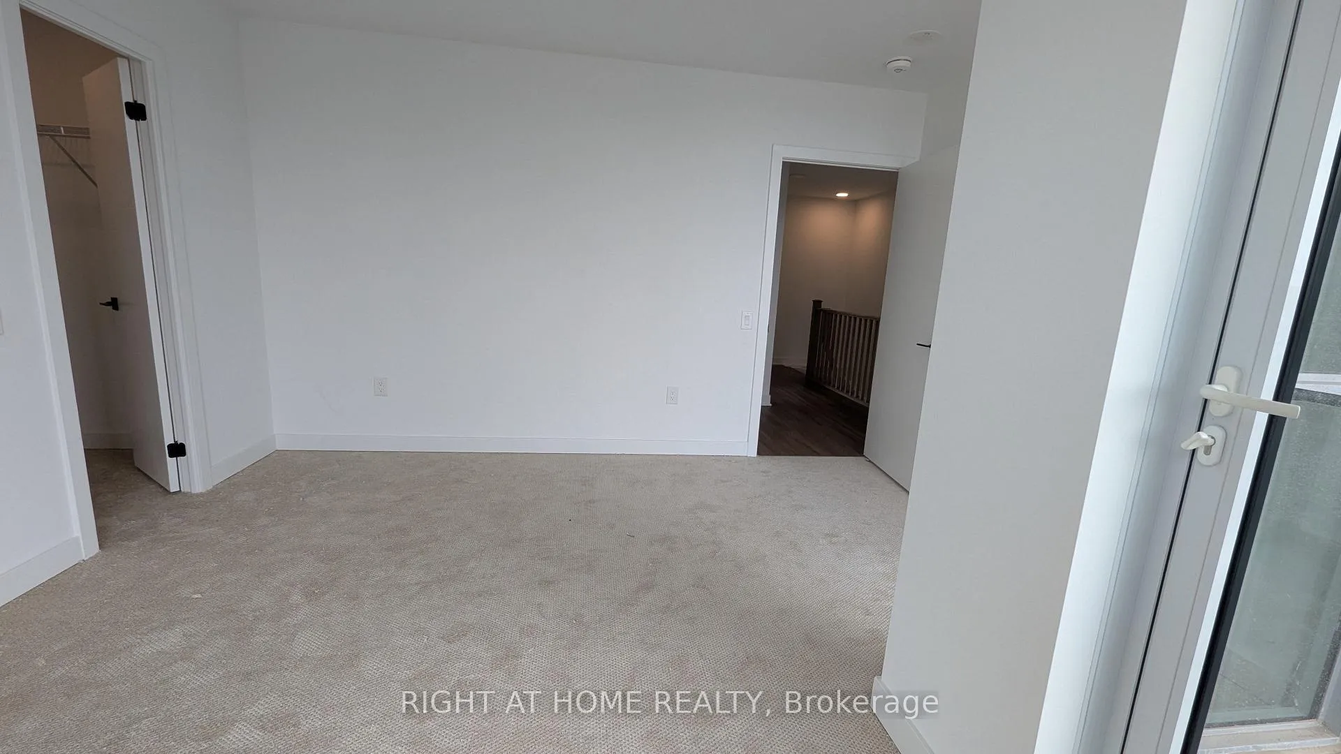 Photo 19 of Unit 109, 2782 Barton Street E, Hamilton, Riverdale — HOMEH