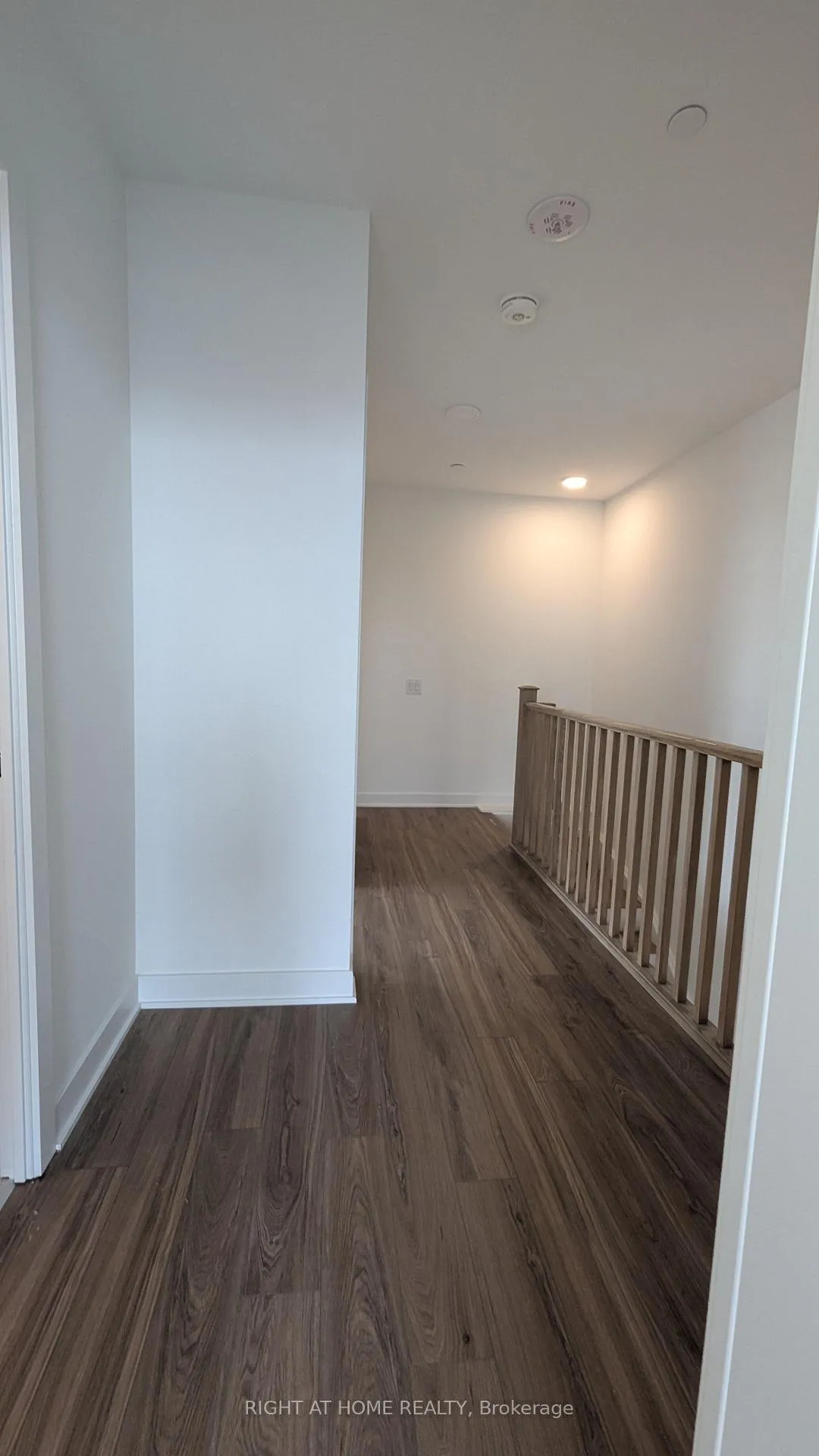 Photo 21 of Unit 109, 2782 Barton Street E, Hamilton, Riverdale — HOMEH