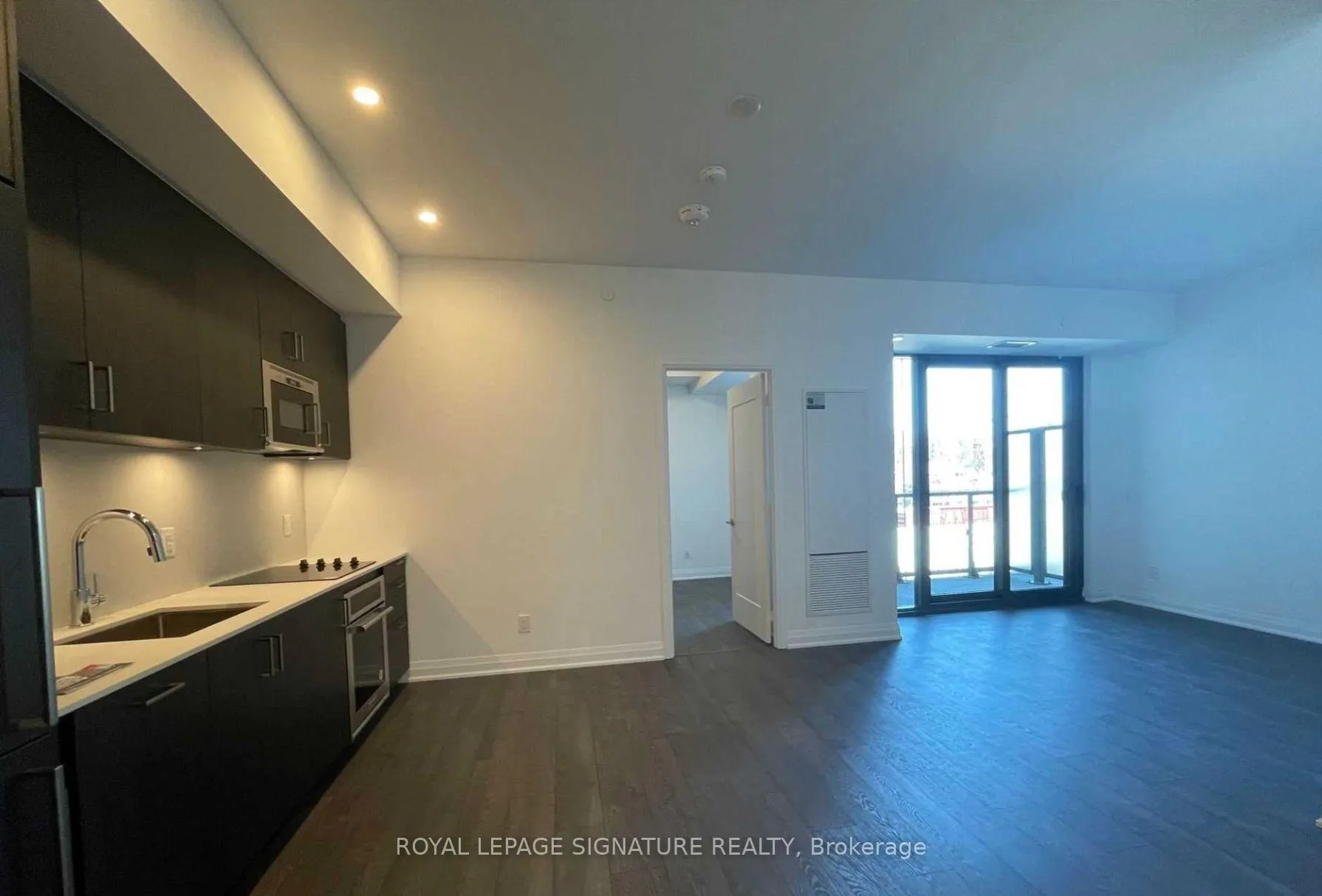 Photo 2 of Unit 421, 280 Howland Avenue, Toronto, The Annex — HOMEH