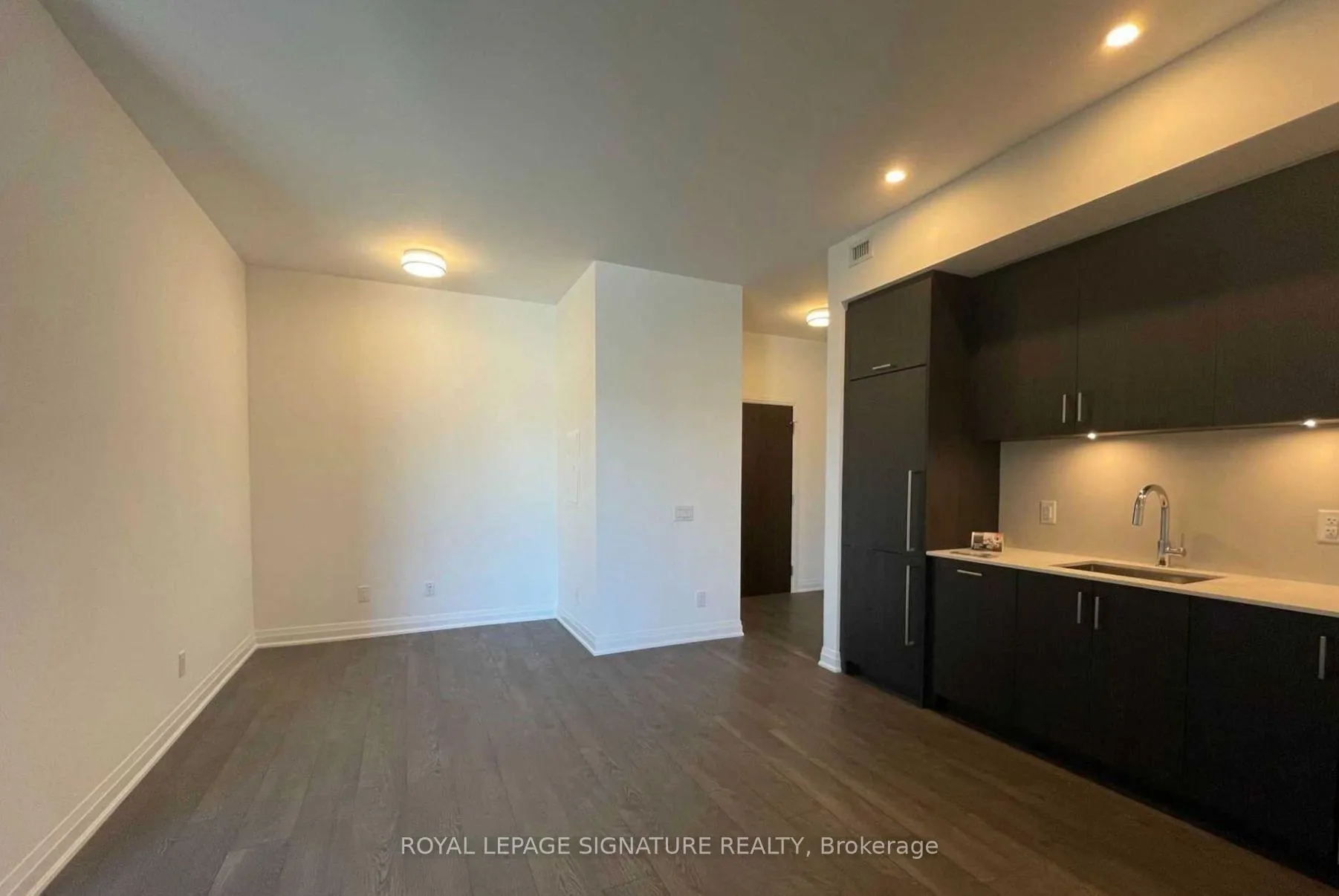 Photo 3 of Unit 421, 280 Howland Avenue, Toronto, The Annex — HOMEH