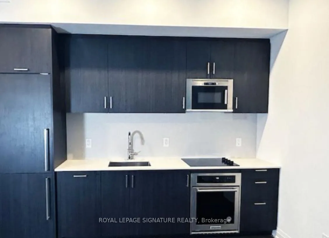 Photo 4 of Unit 421, 280 Howland Avenue, Toronto, The Annex — HOMEH