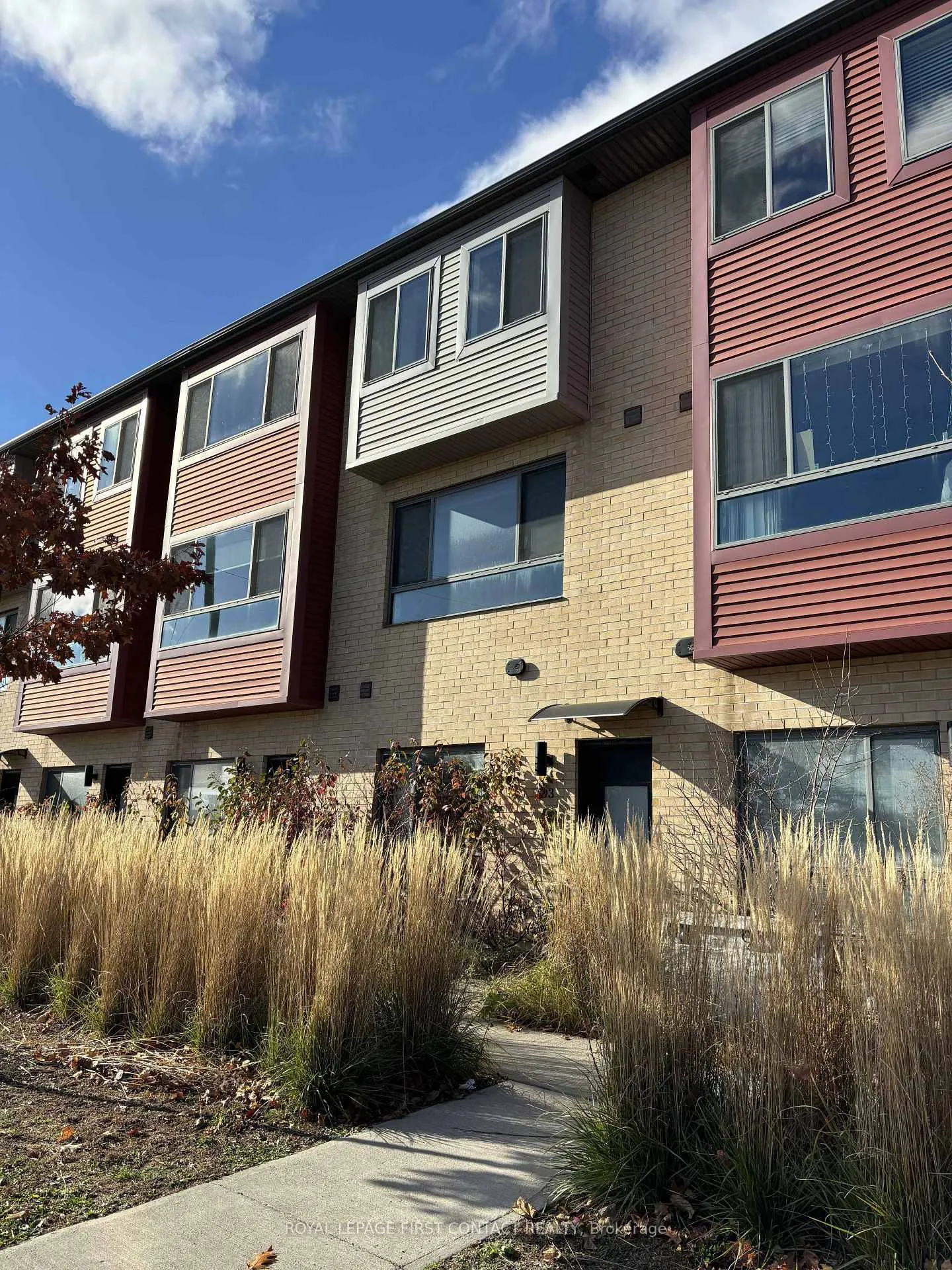 Photo 1 of Unit 93, 369 Essa Road, Barrie, Holly — HOMEH