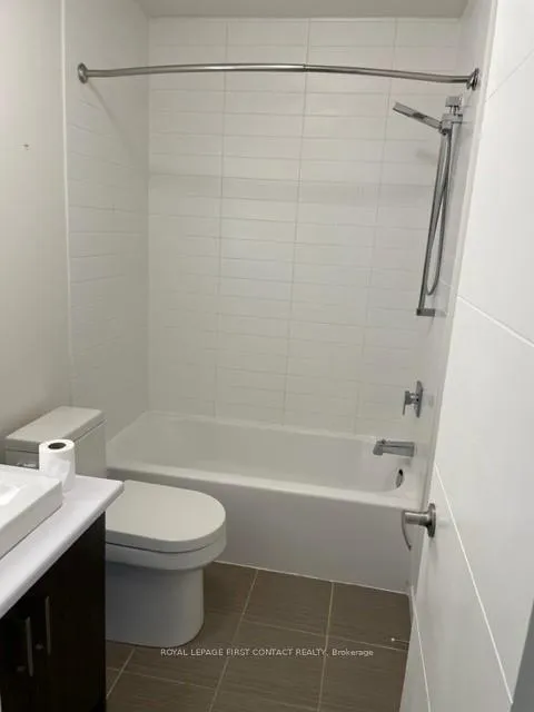 Photo 13 of Unit 93, 369 Essa Road, Barrie, Holly — HOMEH