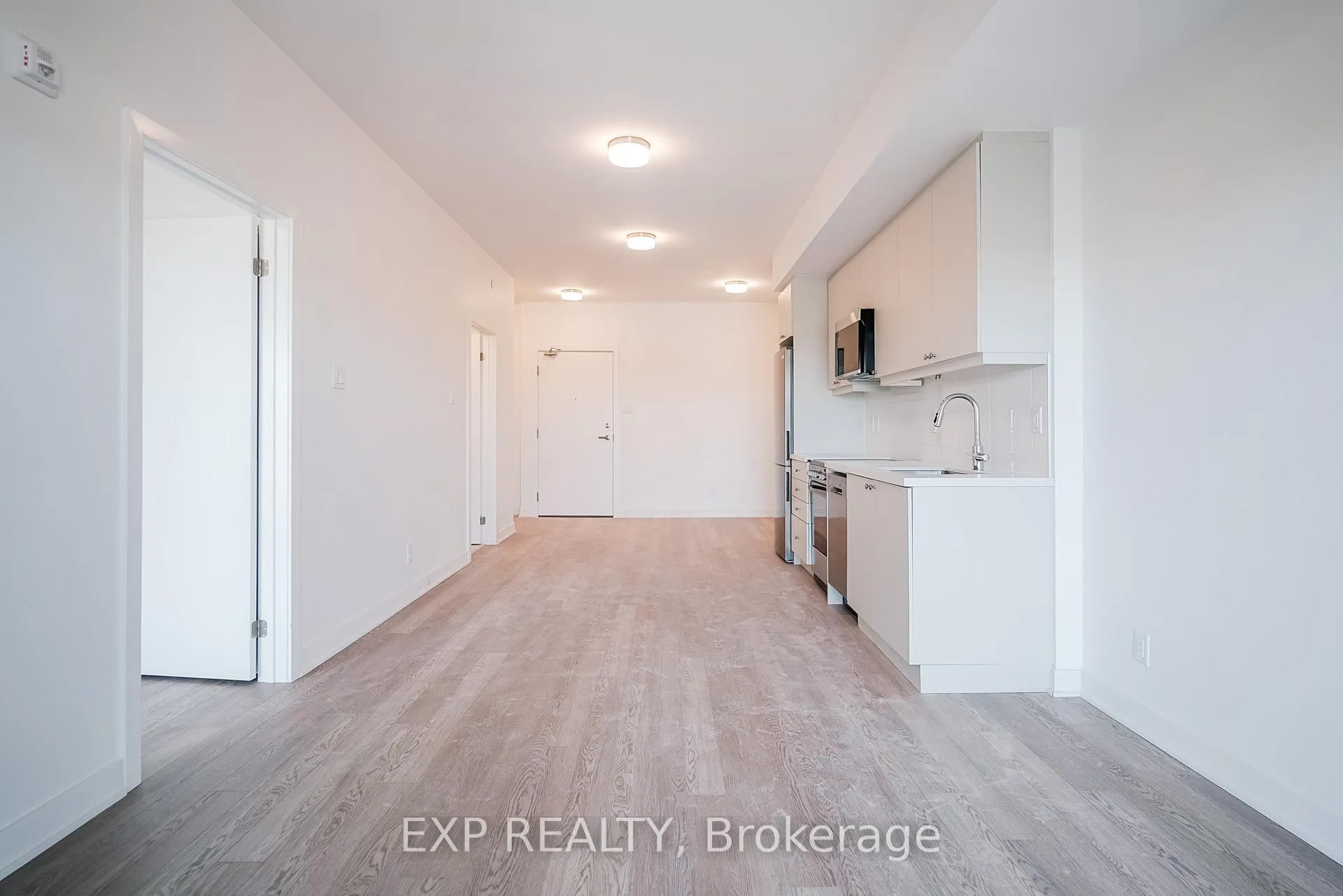 Photo 19 of Unit 806, 55 Clarington Boulevard, Clarington, Bowmanville — HOMEH