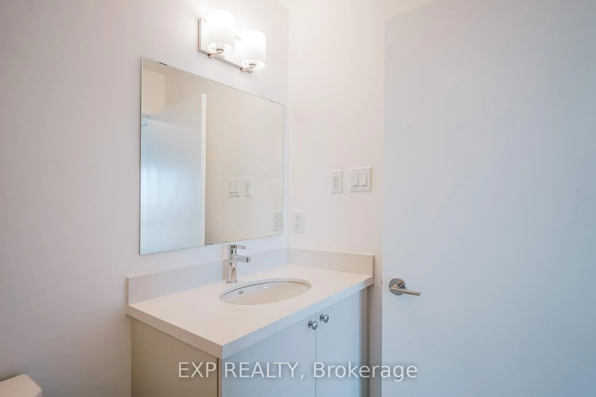 Photo 30 of Unit 806, 55 Clarington Boulevard, Clarington, Bowmanville — HOMEH