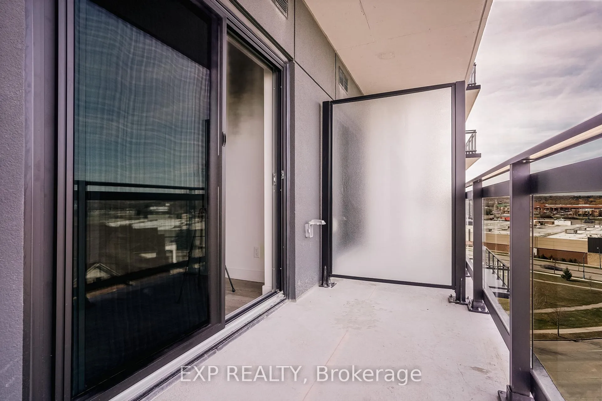 Photo 32 of Unit 806, 55 Clarington Boulevard, Clarington, Bowmanville — HOMEH