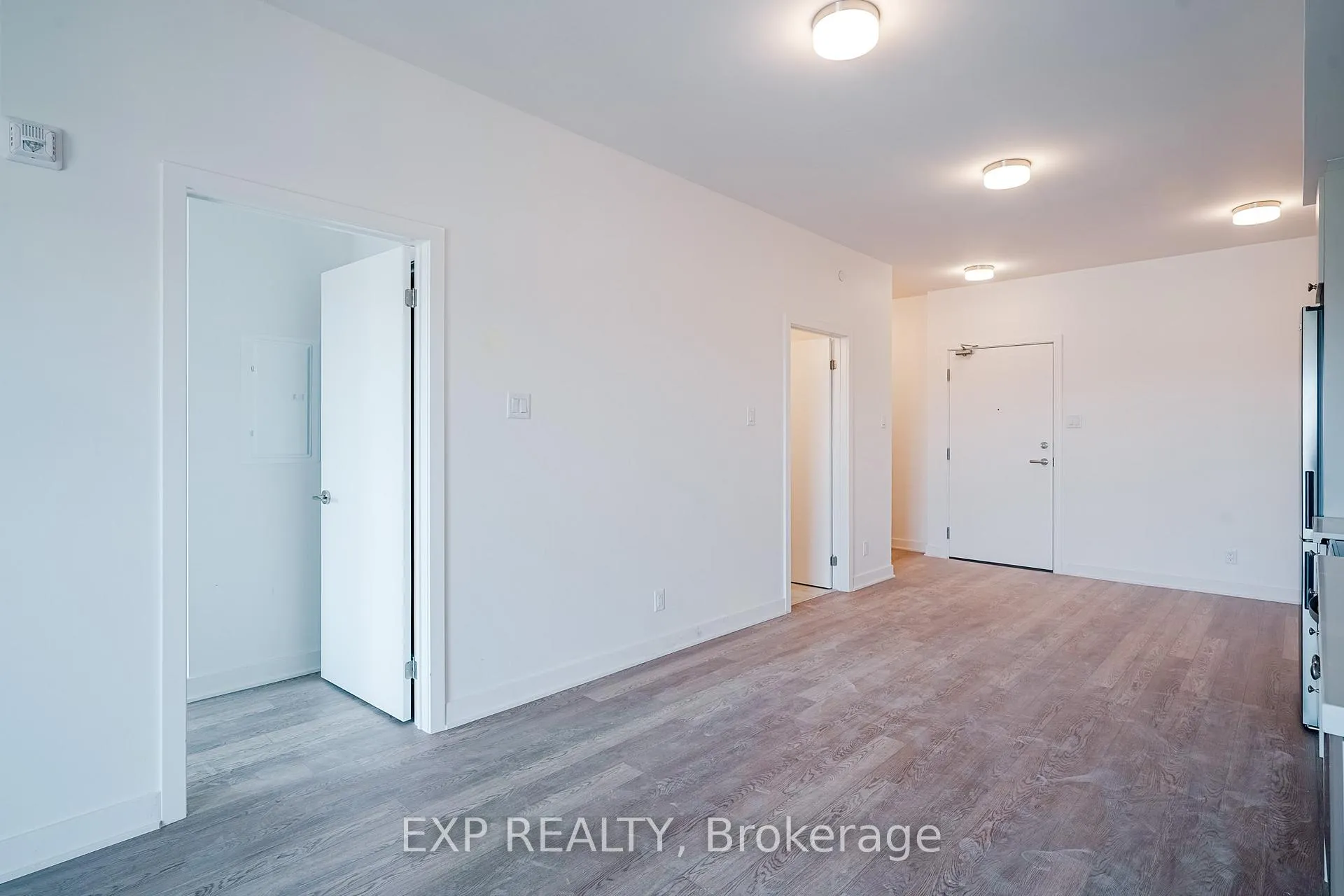 Photo 37 of Unit 806, 55 Clarington Boulevard, Clarington, Bowmanville — HOMEH