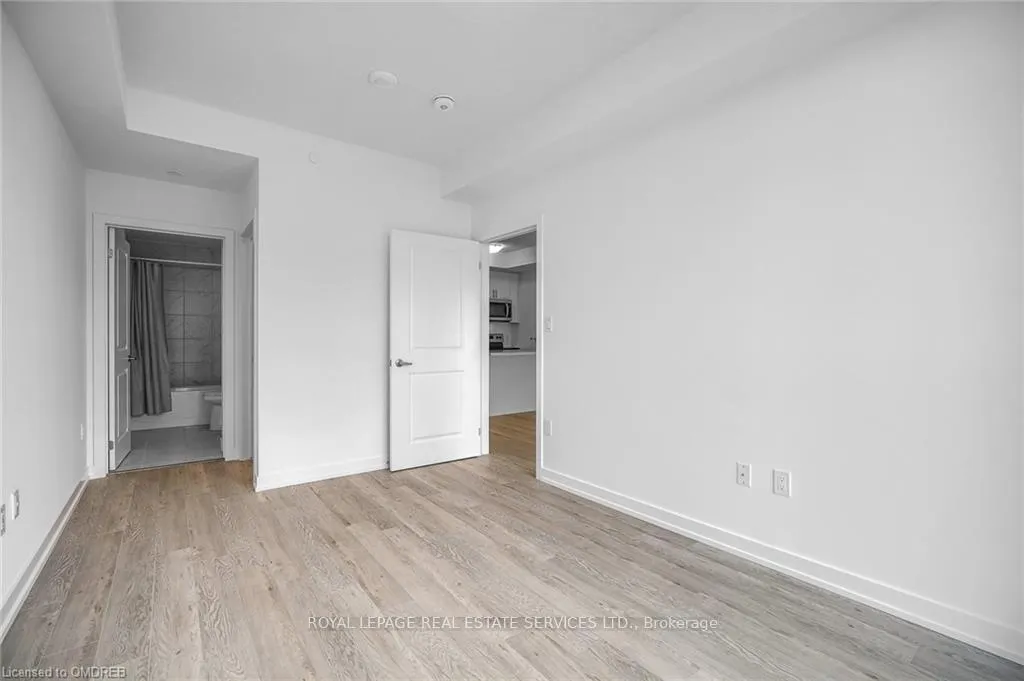 Photo 21 of Unit 901, 460 Dundas Street E, Hamilton, Waterdown — HOMEH