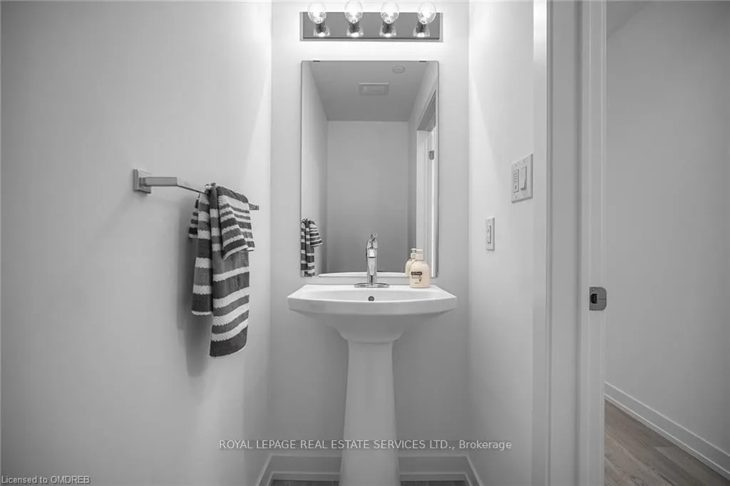 Photo 28 of Unit 901, 460 Dundas Street E, Hamilton, Waterdown — HOMEH