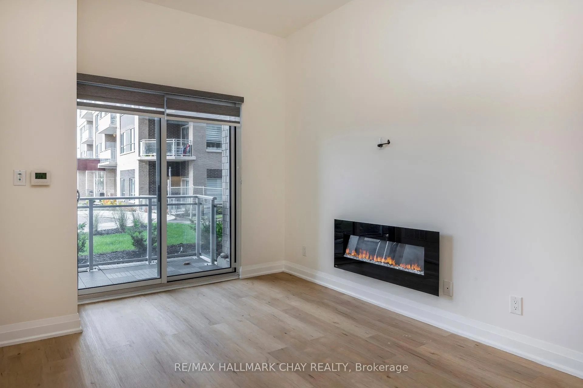 Photo 11 of Unit 101, 58 Lakeside Terrace, Barrie, 400 North — HOMEH