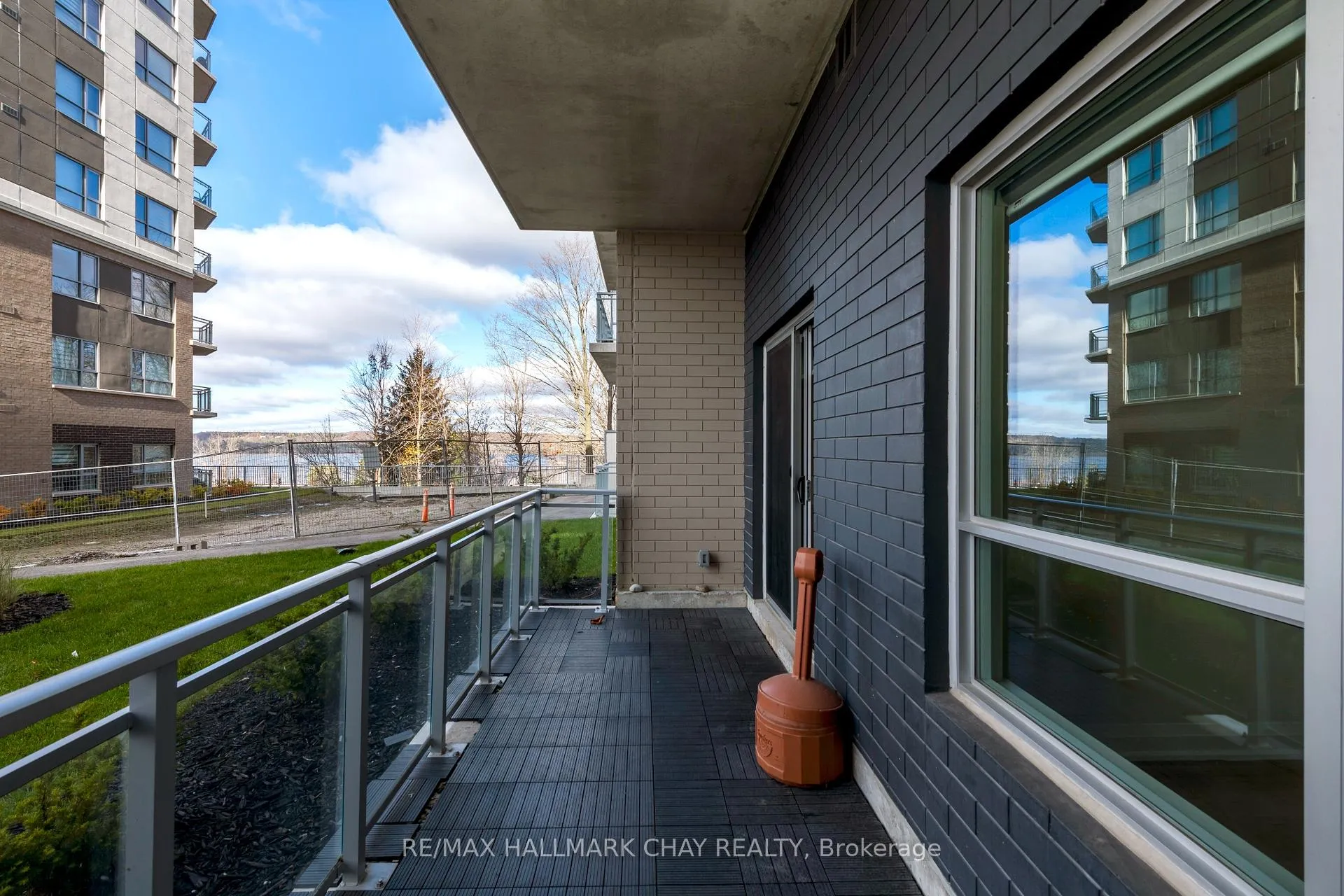 Photo 12 of Unit 101, 58 Lakeside Terrace, Barrie, 400 North — HOMEH