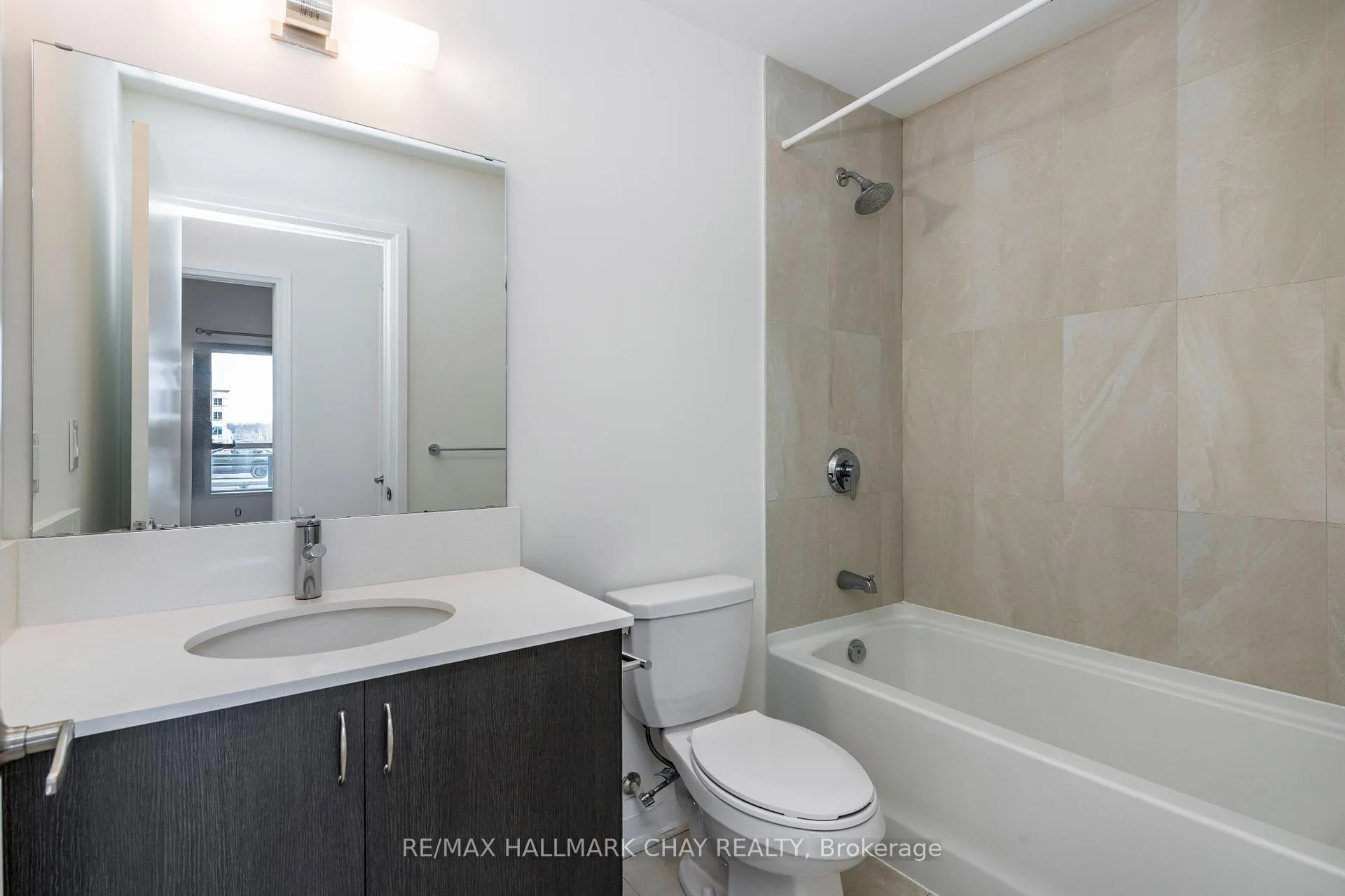 Photo 20 of Unit 101, 58 Lakeside Terrace, Barrie, 400 North — HOMEH
