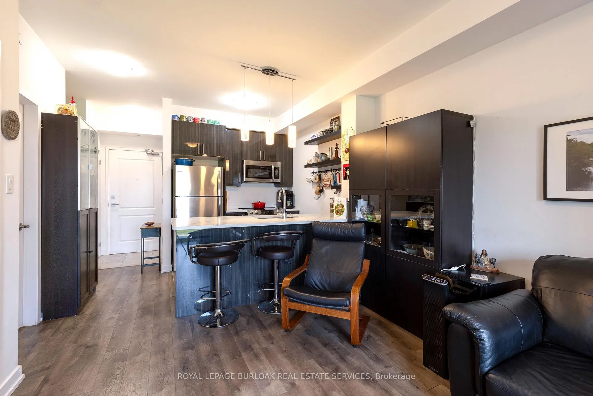 Photo 4 of Unit 133, 101 Shoreview Place, Hamilton, Lakeshore — HOMEH