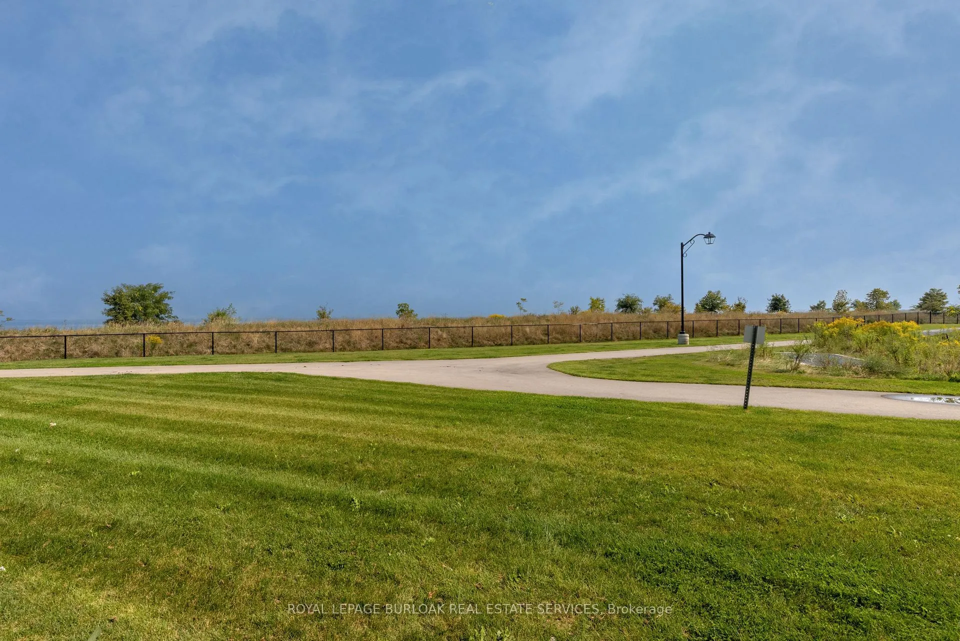 Photo 18 of Unit 133, 101 Shoreview Place, Hamilton, Lakeshore — HOMEH