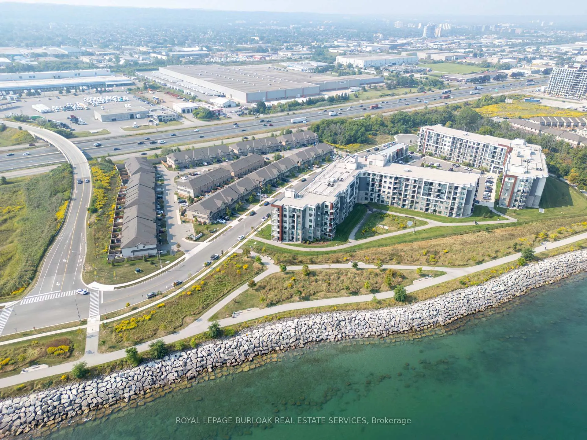 Photo 32 of Unit 133, 101 Shoreview Place, Hamilton, Lakeshore — HOMEH
