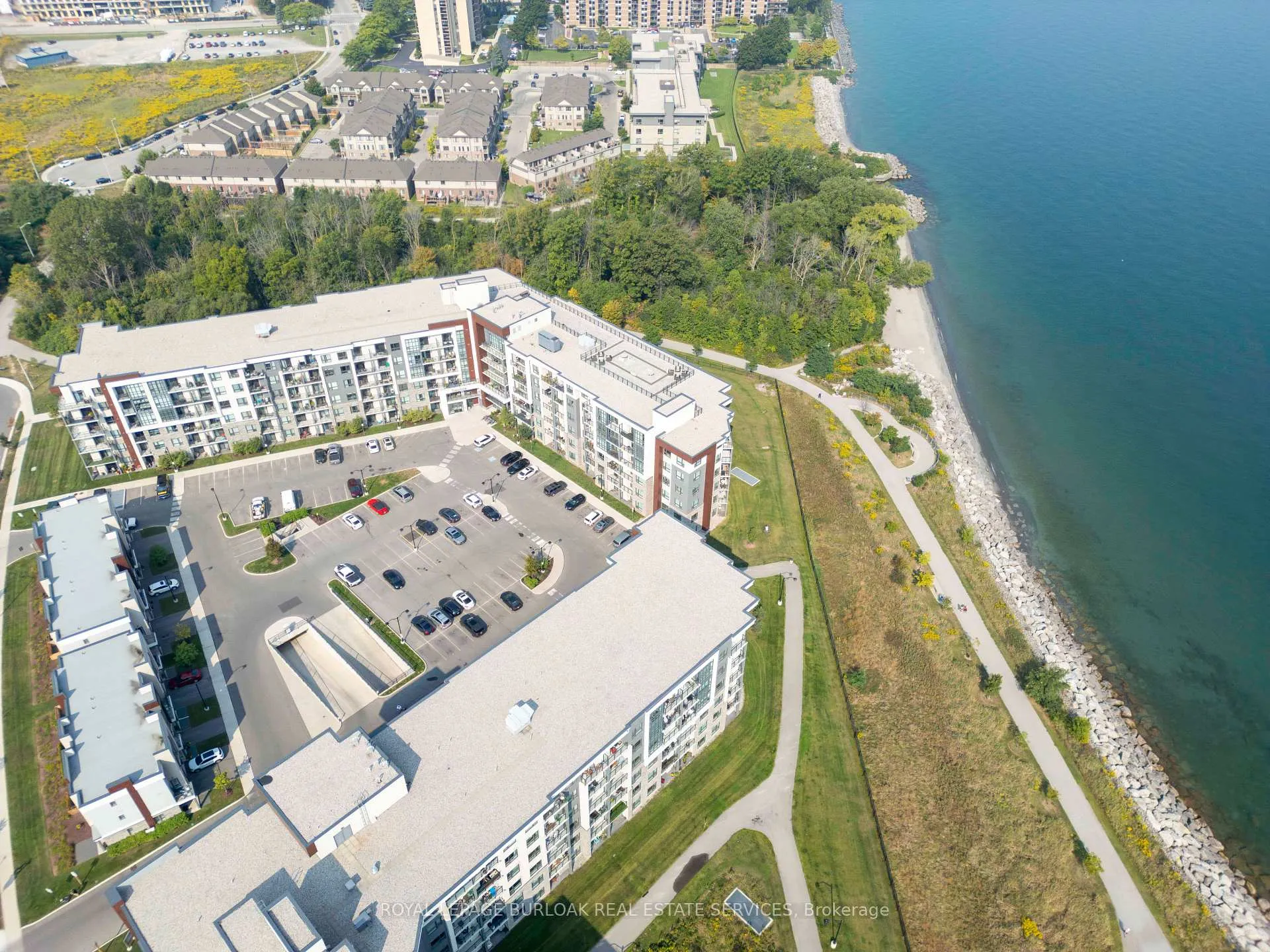 Photo 35 of Unit 133, 101 Shoreview Place, Hamilton, Lakeshore — HOMEH