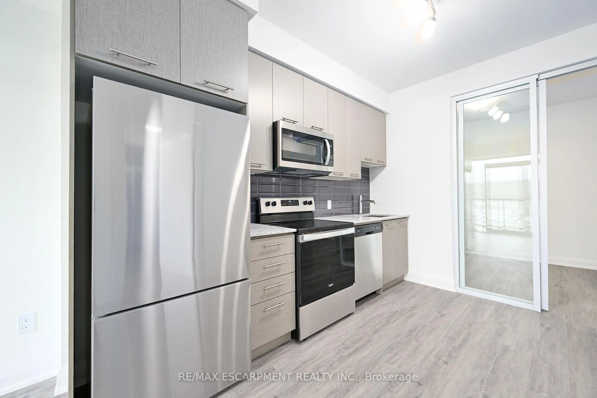 Photo 23 of Unit 1601, 385 Winston Road, Grimsby, Grimsby Beach — HOMEH