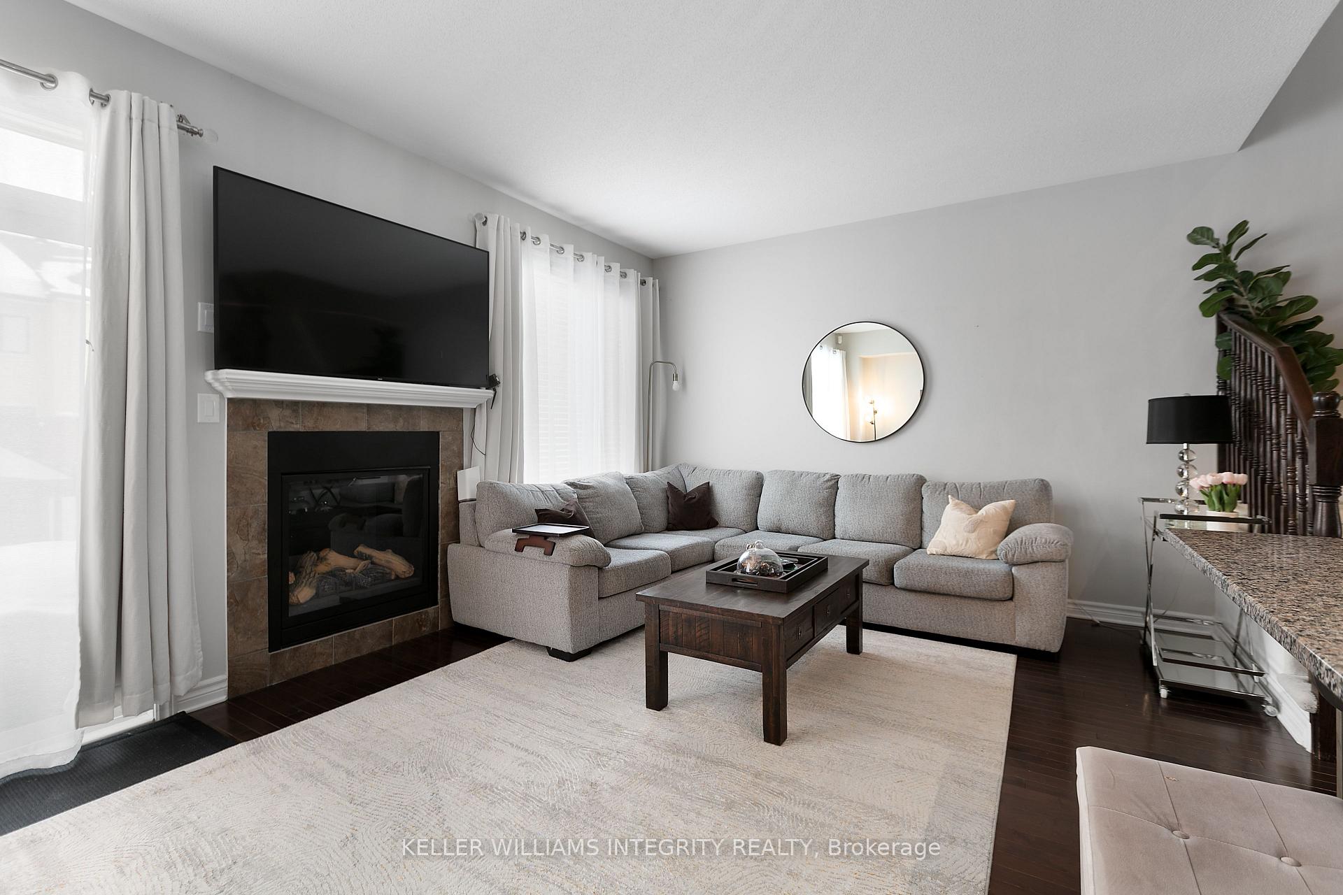 Photo 6 of 109 Nutting Crescent, Ottawa, Riverside South/Gloucester Glen — HOMEH