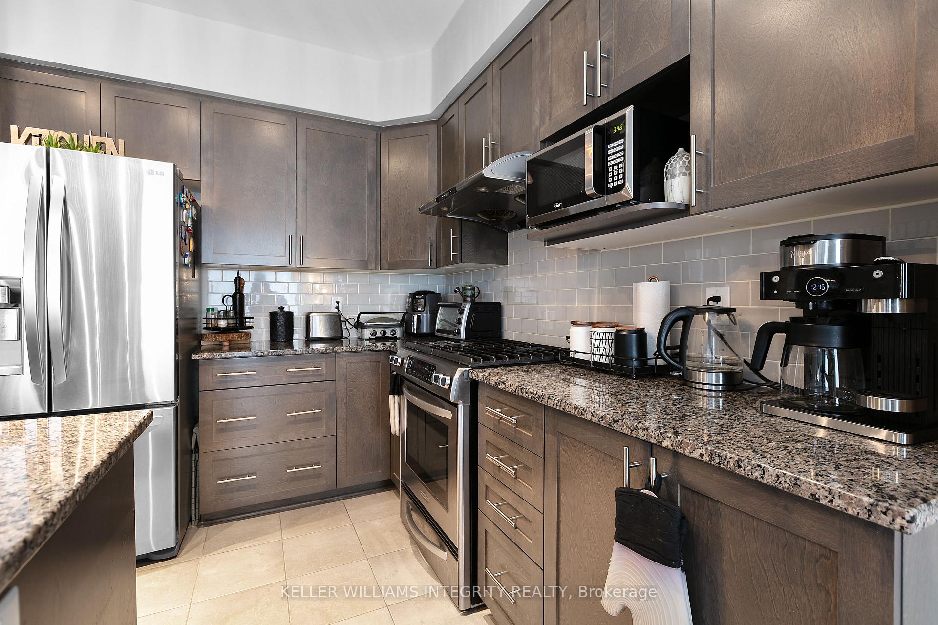 Photo 11 of 109 Nutting Crescent, Ottawa, Riverside South/Gloucester Glen — HOMEH
