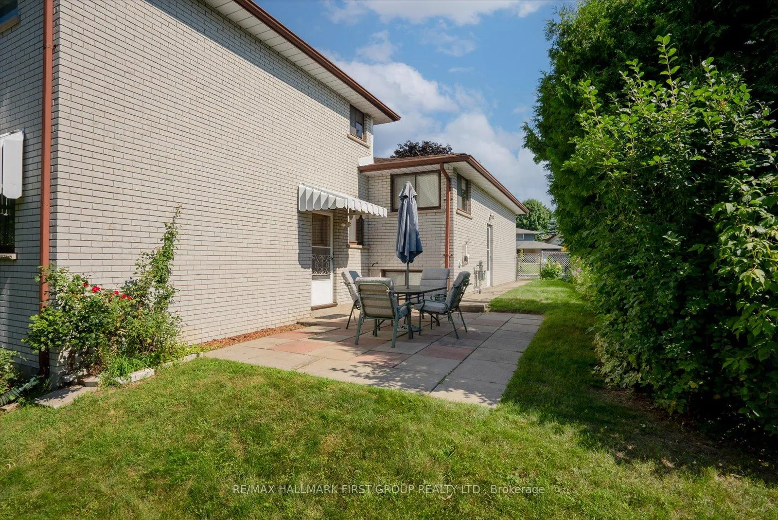 Photo 17 of 706 Tulip Court, Oshawa, Centennial — HOMEH