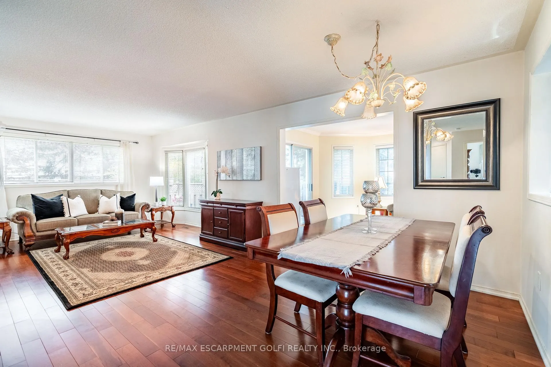 Photo 10 of 222 Silverbirch Boulevard, Hamilton, Rural Glanbrook — HOMEH