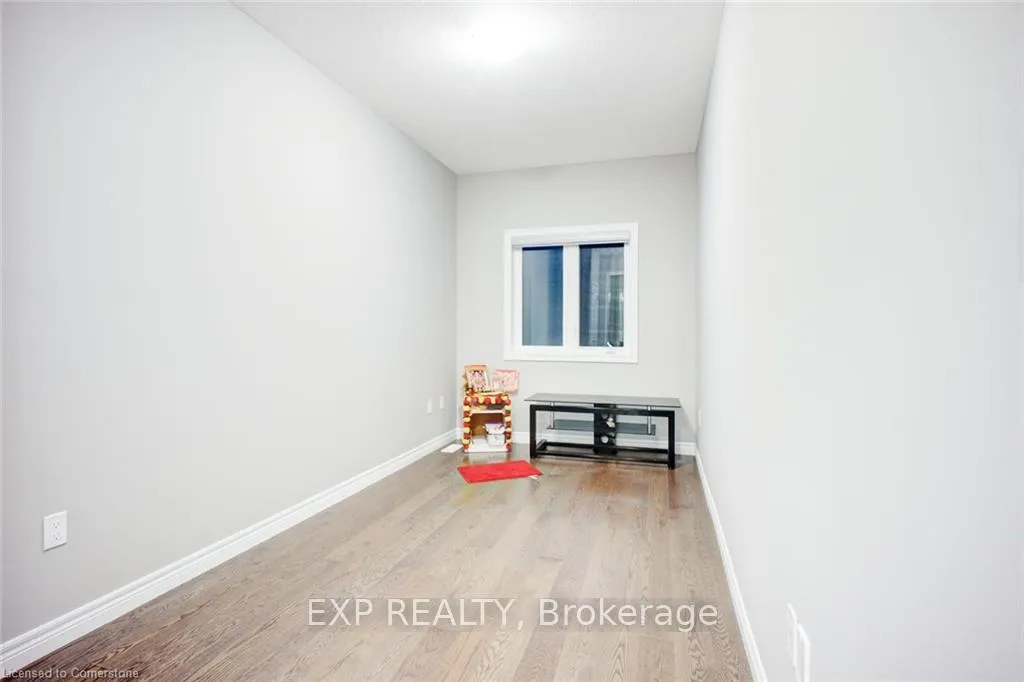 Photo 11 of 61 Broadacre Drive, Kitchener — HOMEH