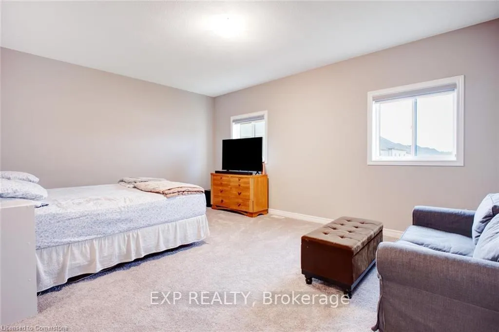 Photo 32 of 61 Broadacre Drive, Kitchener — HOMEH