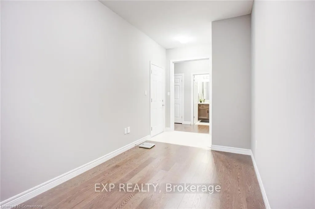 Photo 33 of 61 Broadacre Drive, Kitchener — HOMEH