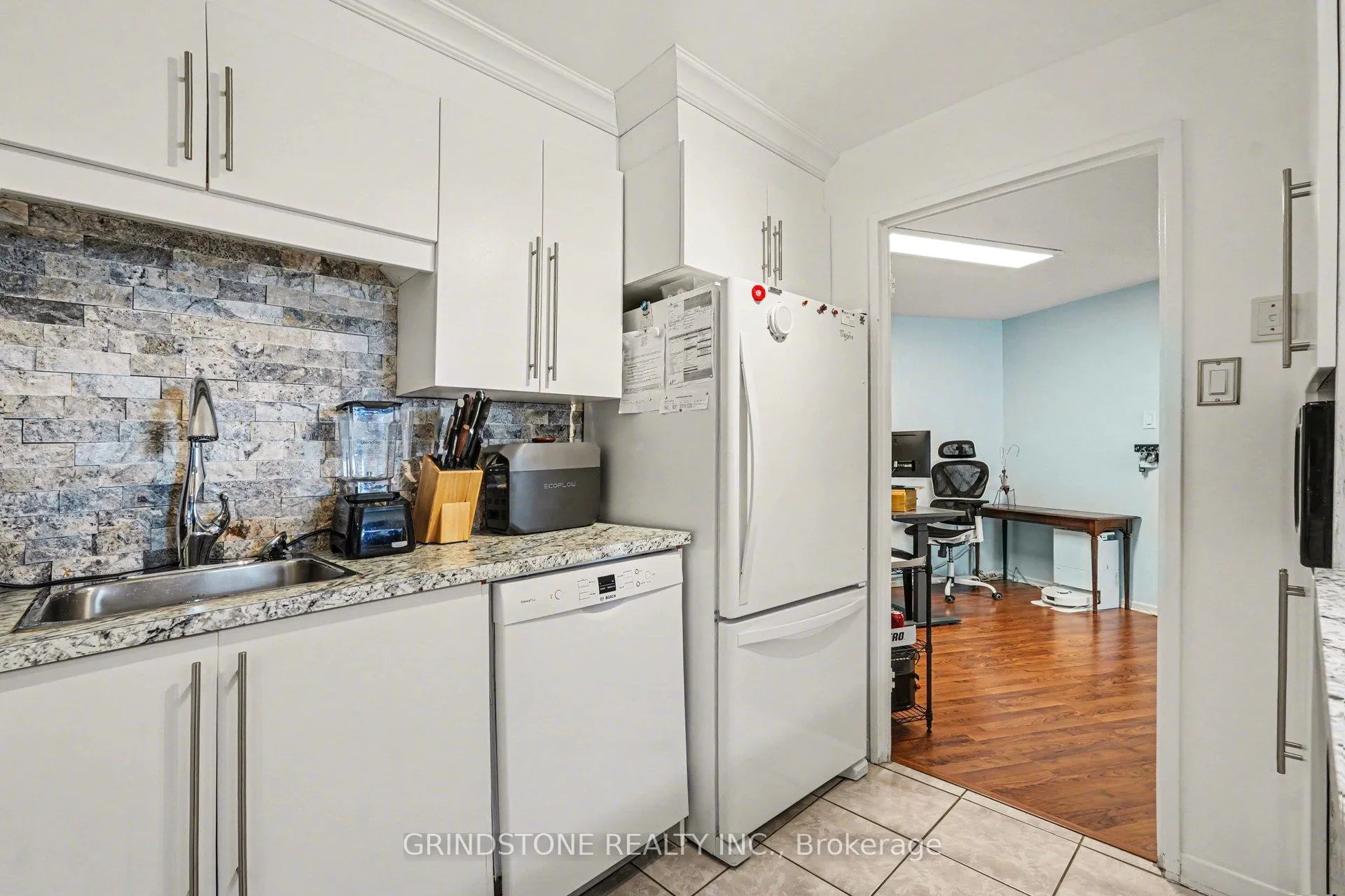Photo 6 of Unit 408, 1171 Ambleside Drive, Ottawa, Woodroffe — HOMEH
