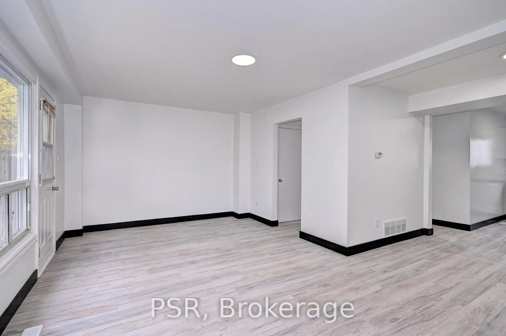 Photo 3 of Unit B, 528 Sunnydale Place, Waterloo — HOMEH