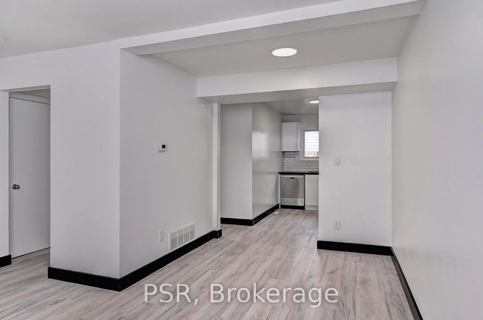 Photo 5 of Unit B, 528 Sunnydale Place, Waterloo — HOMEH