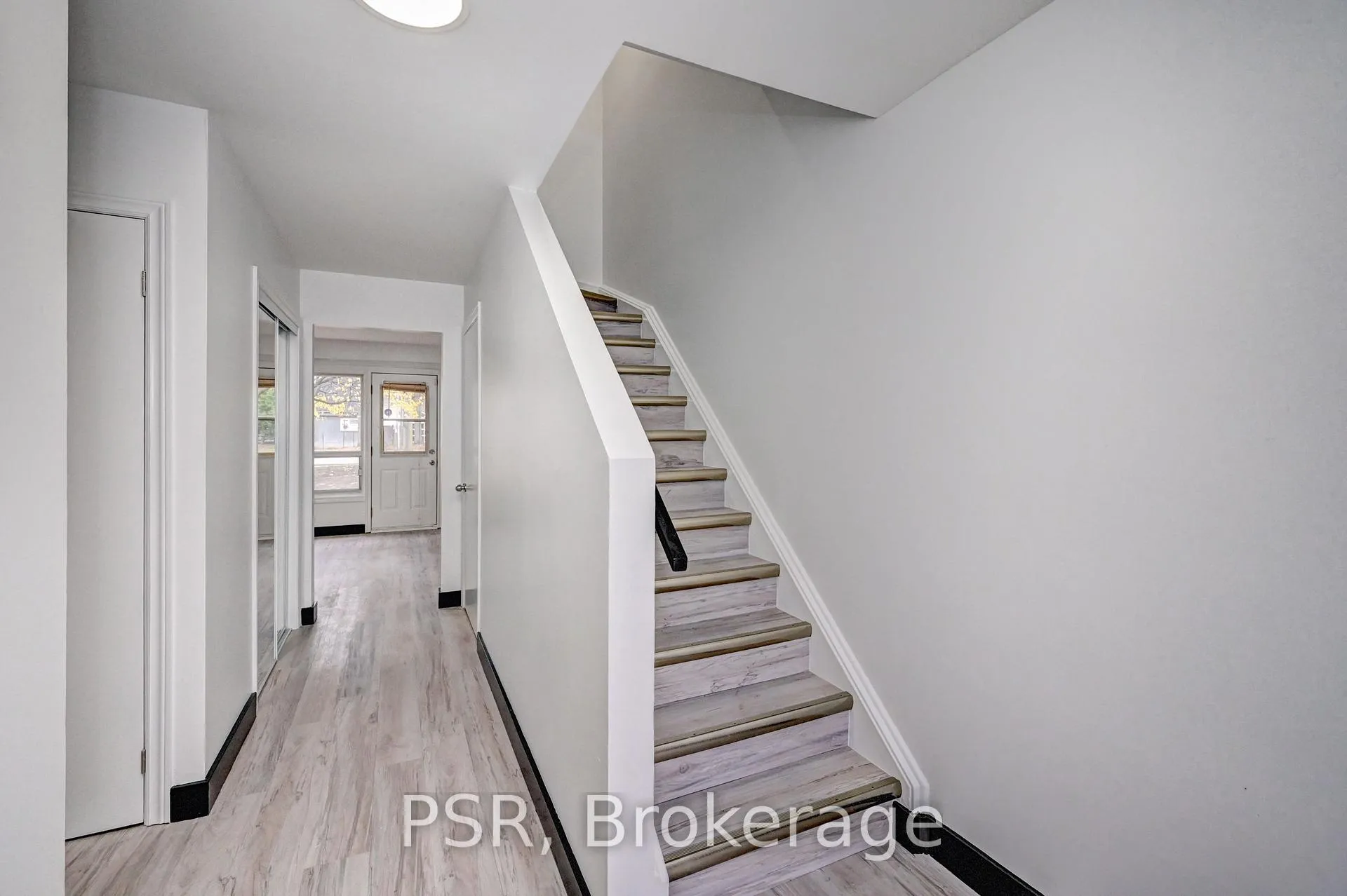 Photo 13 of Unit B, 528 Sunnydale Place, Waterloo — HOMEH