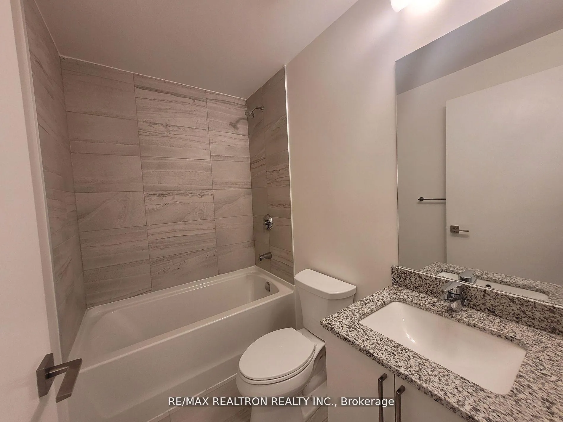 Photo 10 of Unit 315E, 278 Buchanan Drive, Markham, Unionville — HOMEH