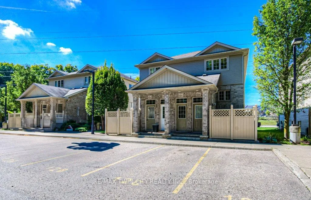 Front of Unit A12, 1941 Ottawa Street S