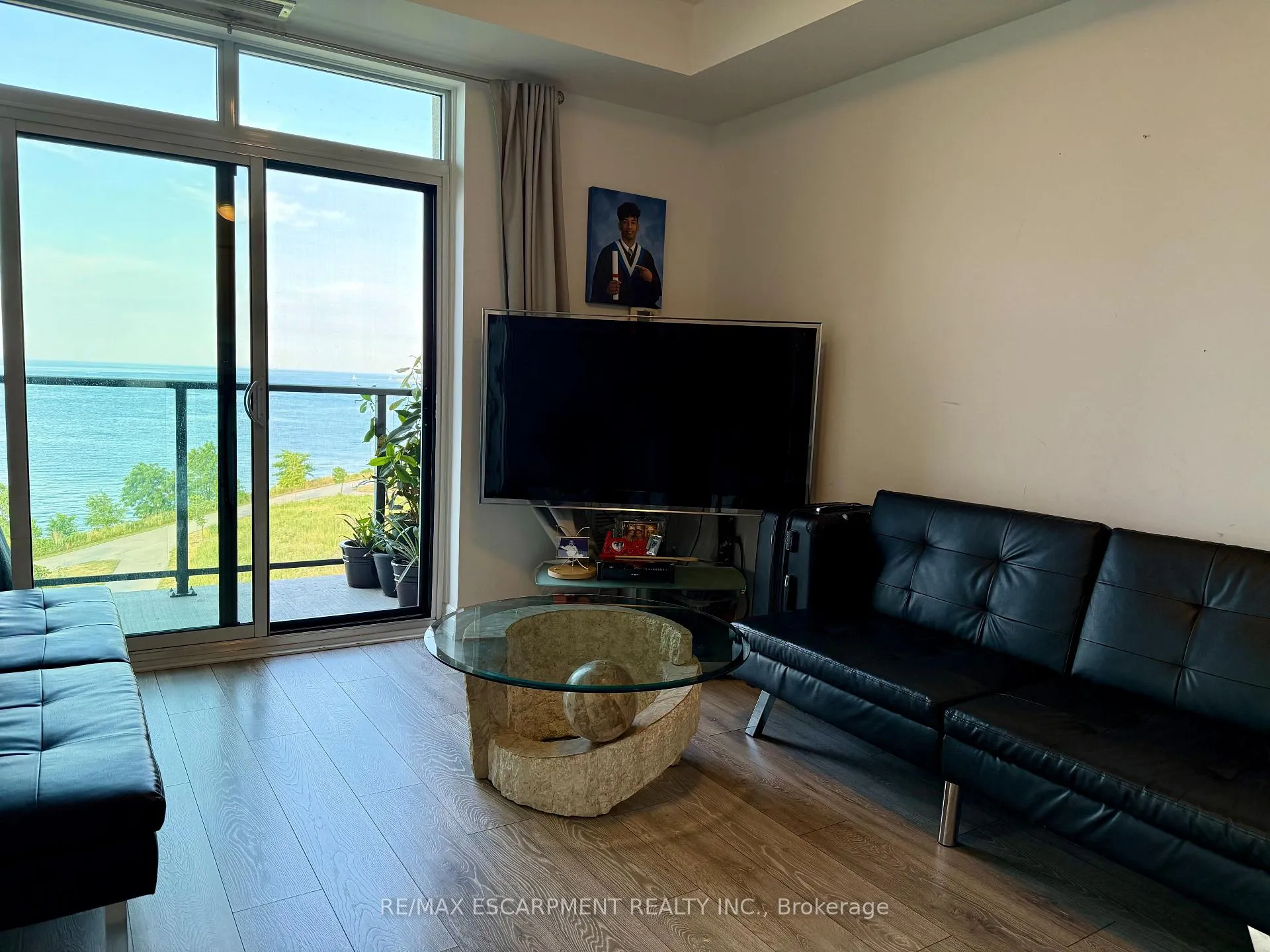 Photo 6 of Unit 509, 101 Shoreview Place, Hamilton, Stoney Creek — HOMEH