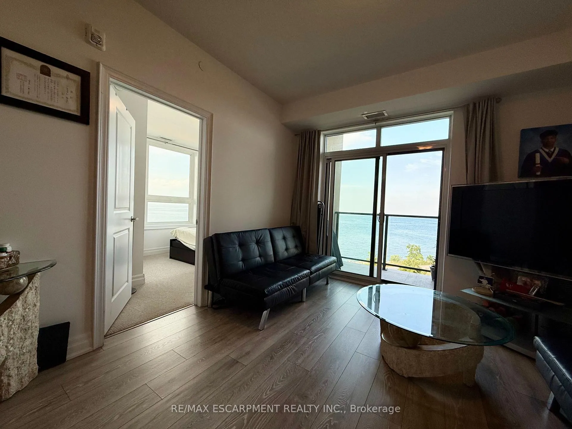 Photo 8 of Unit 509, 101 Shoreview Place, Hamilton, Stoney Creek — HOMEH