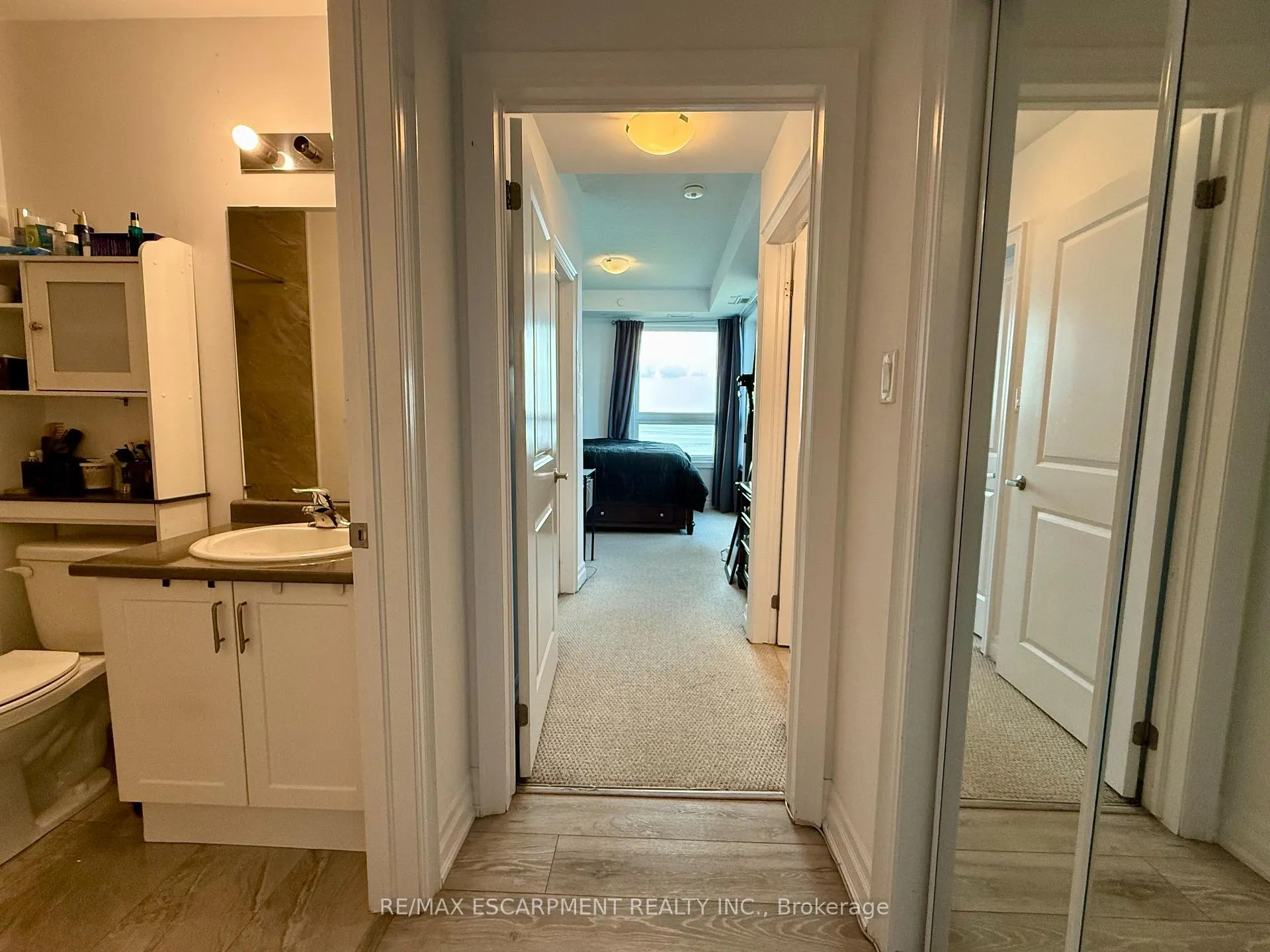 Photo 12 of Unit 509, 101 Shoreview Place, Hamilton, Stoney Creek — HOMEH
