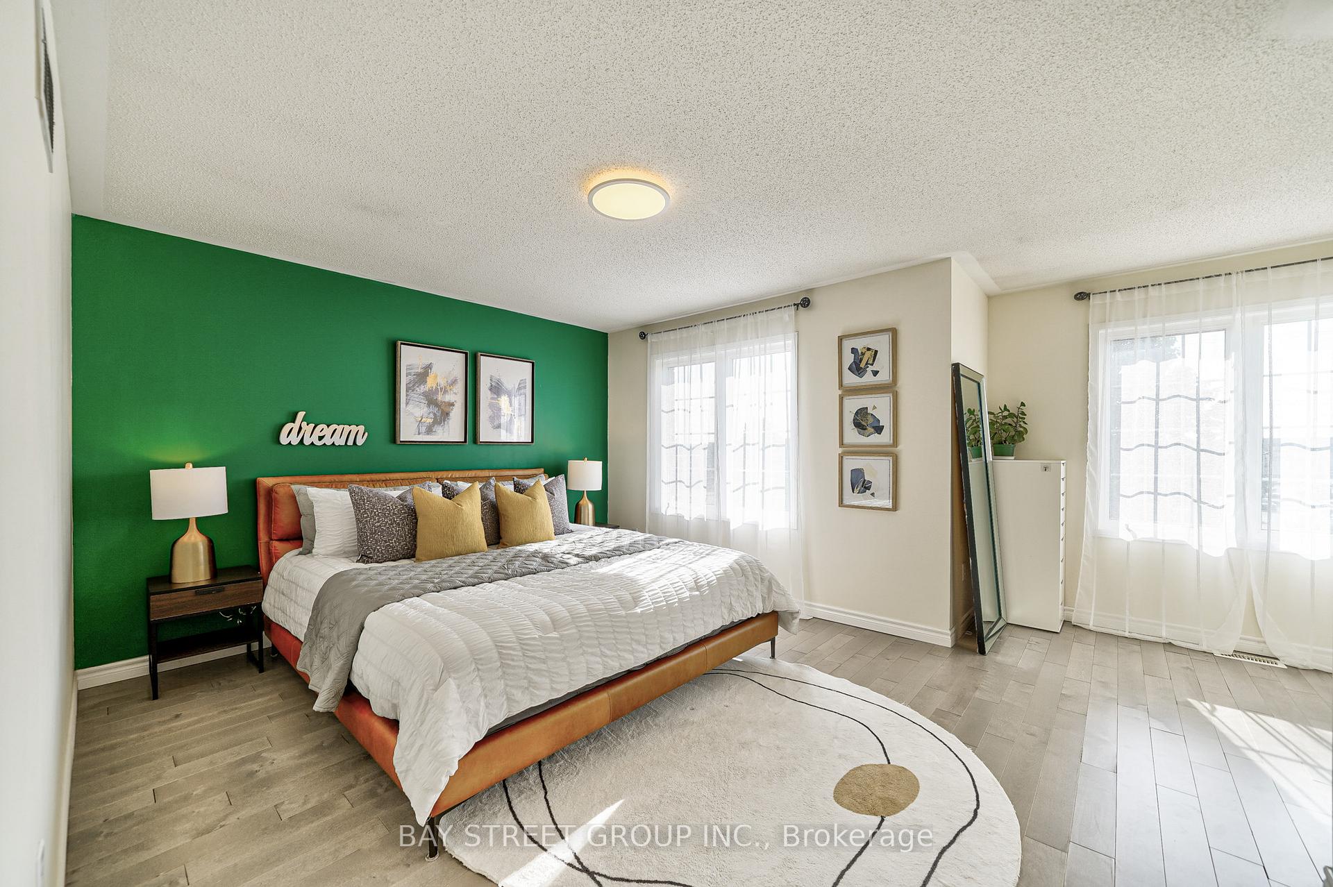 Photo 20 of 68 Collis Drive, Aurora, Bayview Northeast — HOMEH