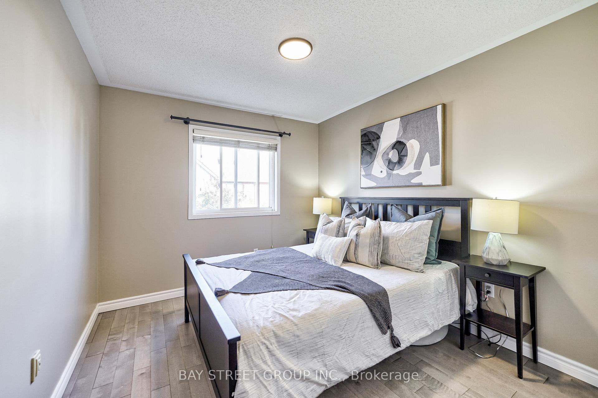 Photo 27 of 68 Collis Drive, Aurora, Bayview Northeast — HOMEH