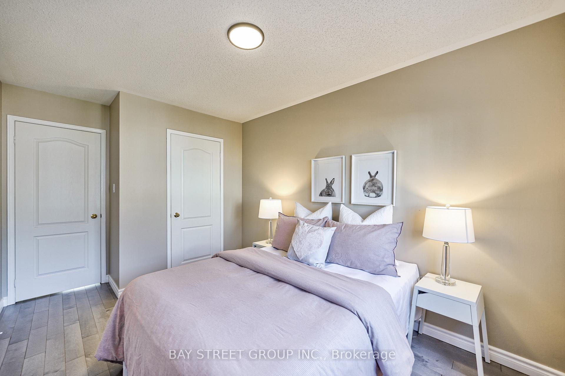 Photo 32 of 68 Collis Drive, Aurora, Bayview Northeast — HOMEH
