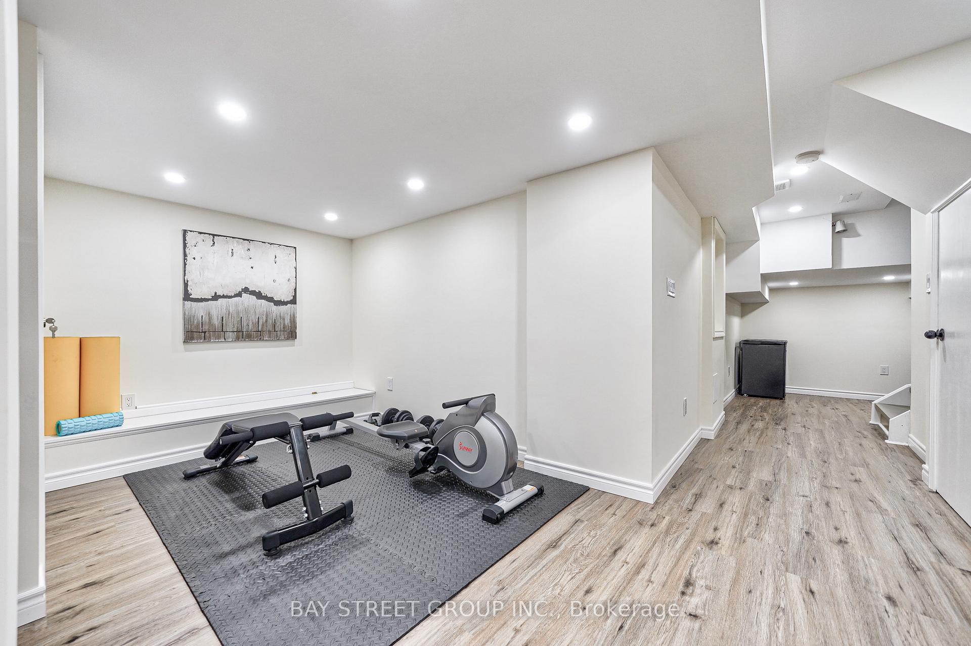 Photo 36 of 68 Collis Drive, Aurora, Bayview Northeast — HOMEH